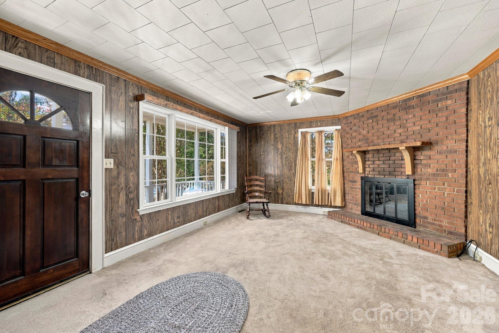 120 Glenwood Drive Property Photo 17