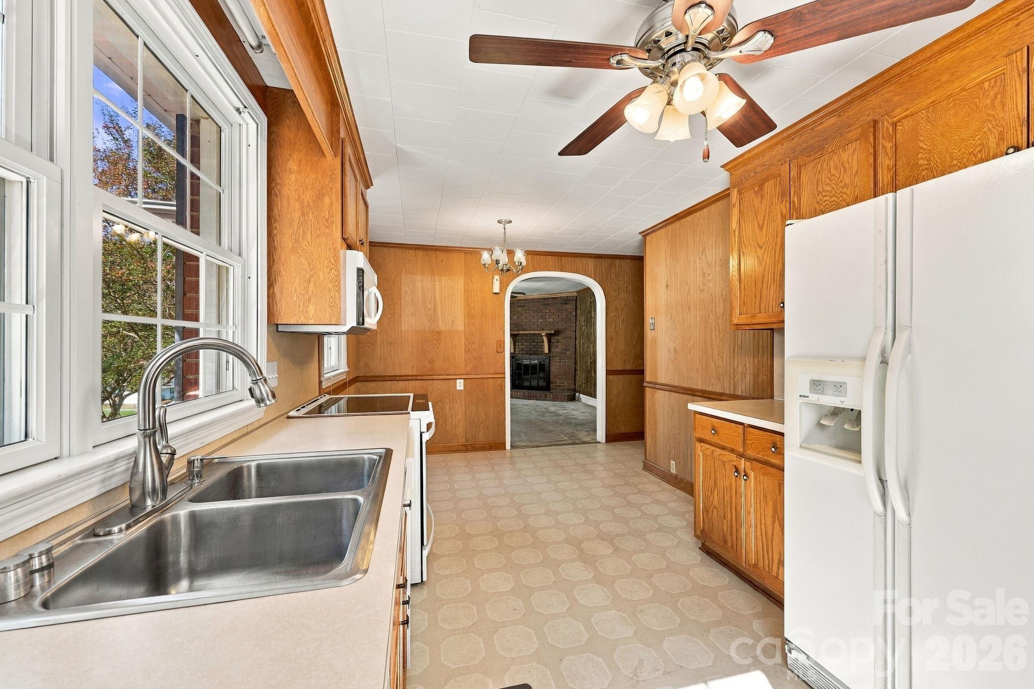 120 Glenwood Drive Property Photo 22