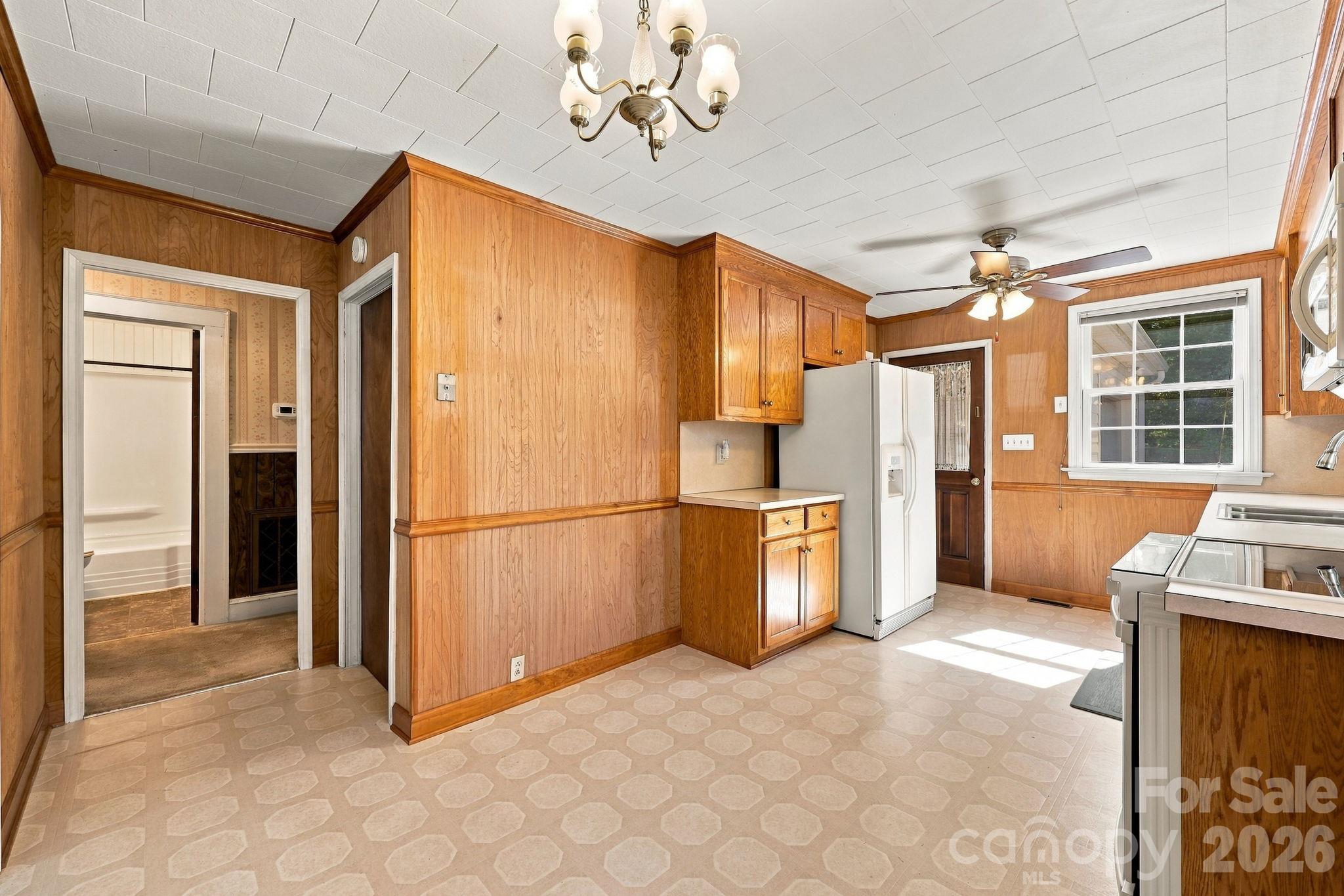 120 Glenwood Drive Property Photo 24