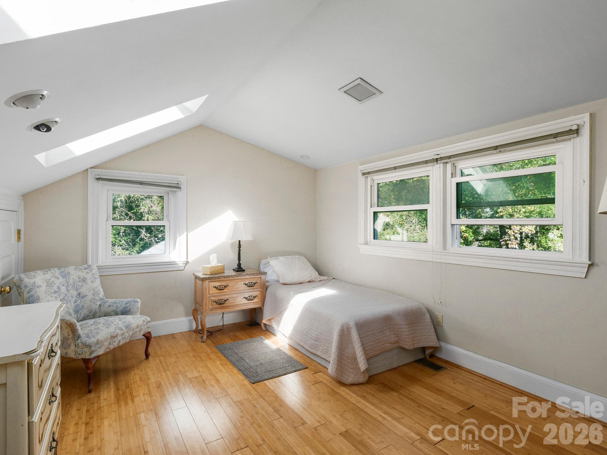 389 Courtland Boulevard Property Photo 13
