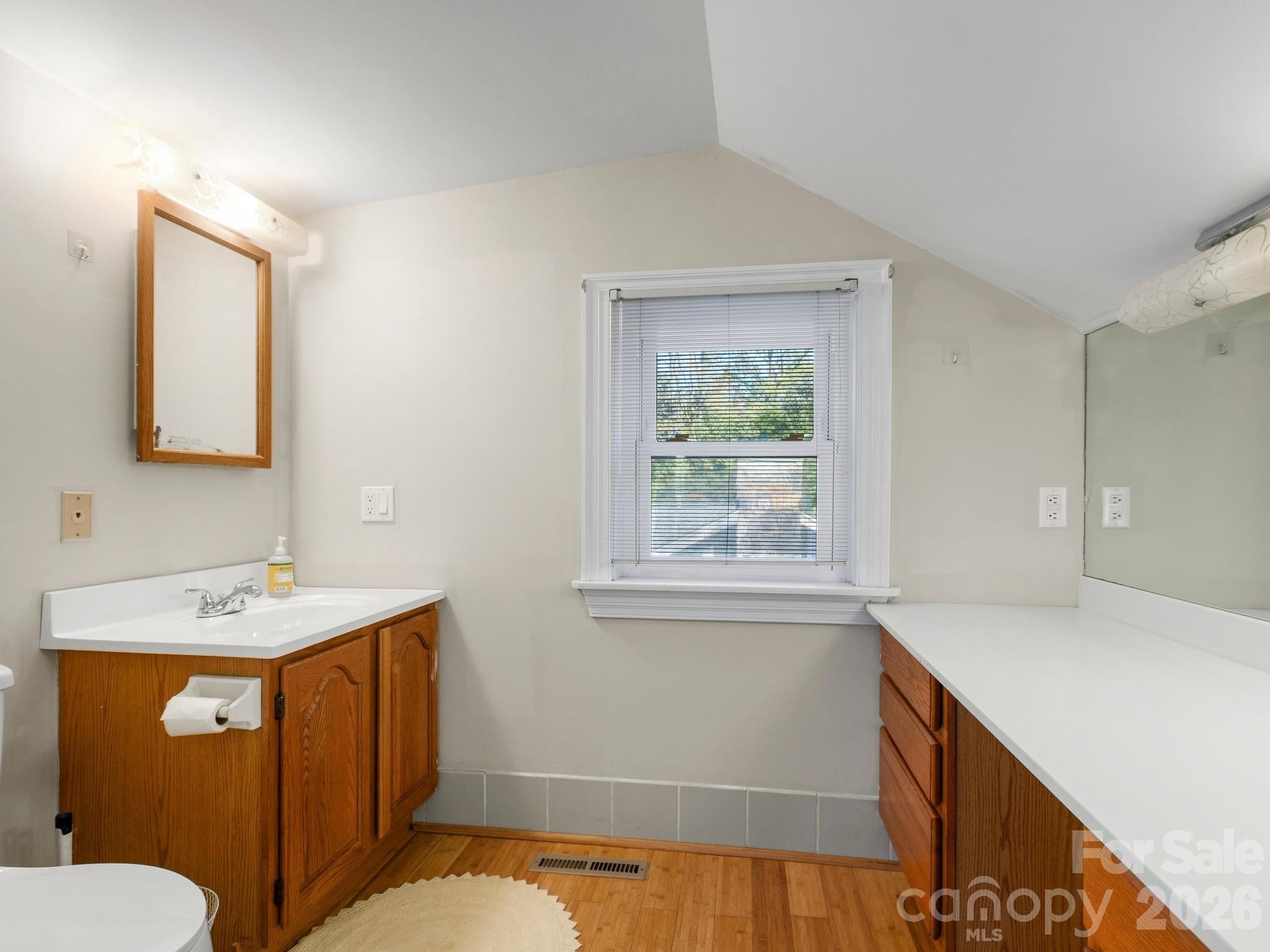 389 Courtland Boulevard Property Photo 15