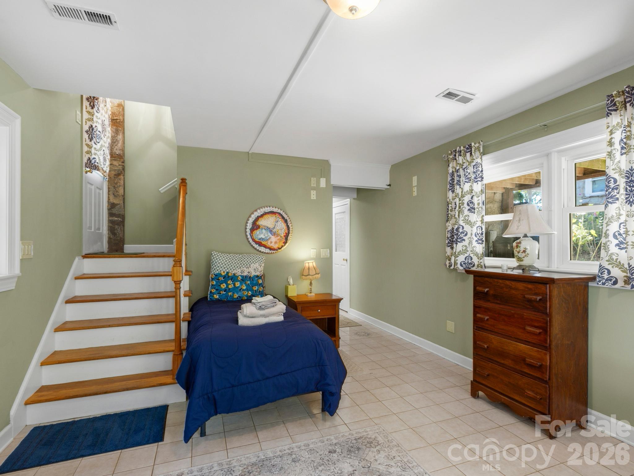 389 Courtland Boulevard Property Photo 41