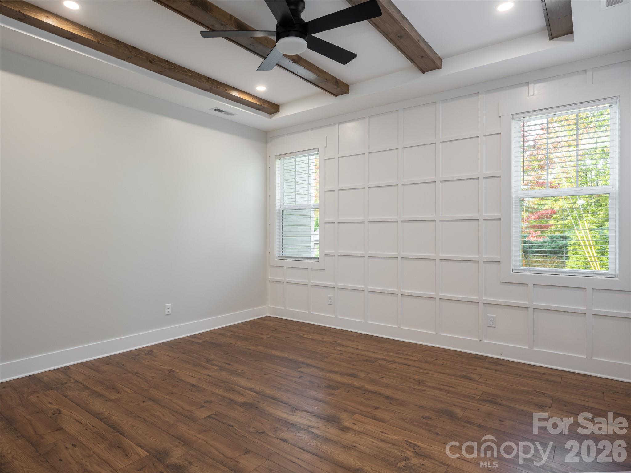 8 Heartleaf Circle Property Photo 23