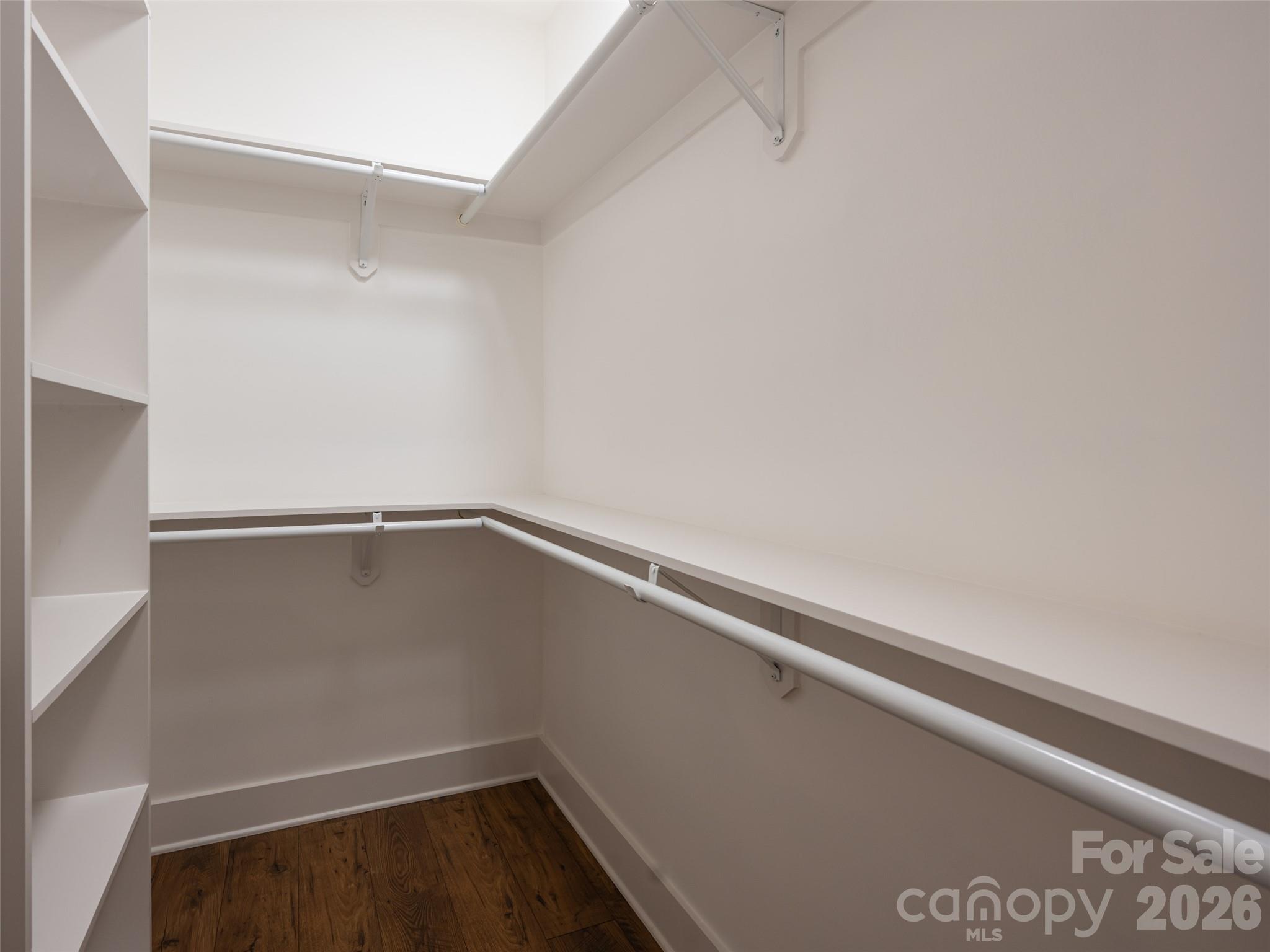 8 Heartleaf Circle Property Photo 26