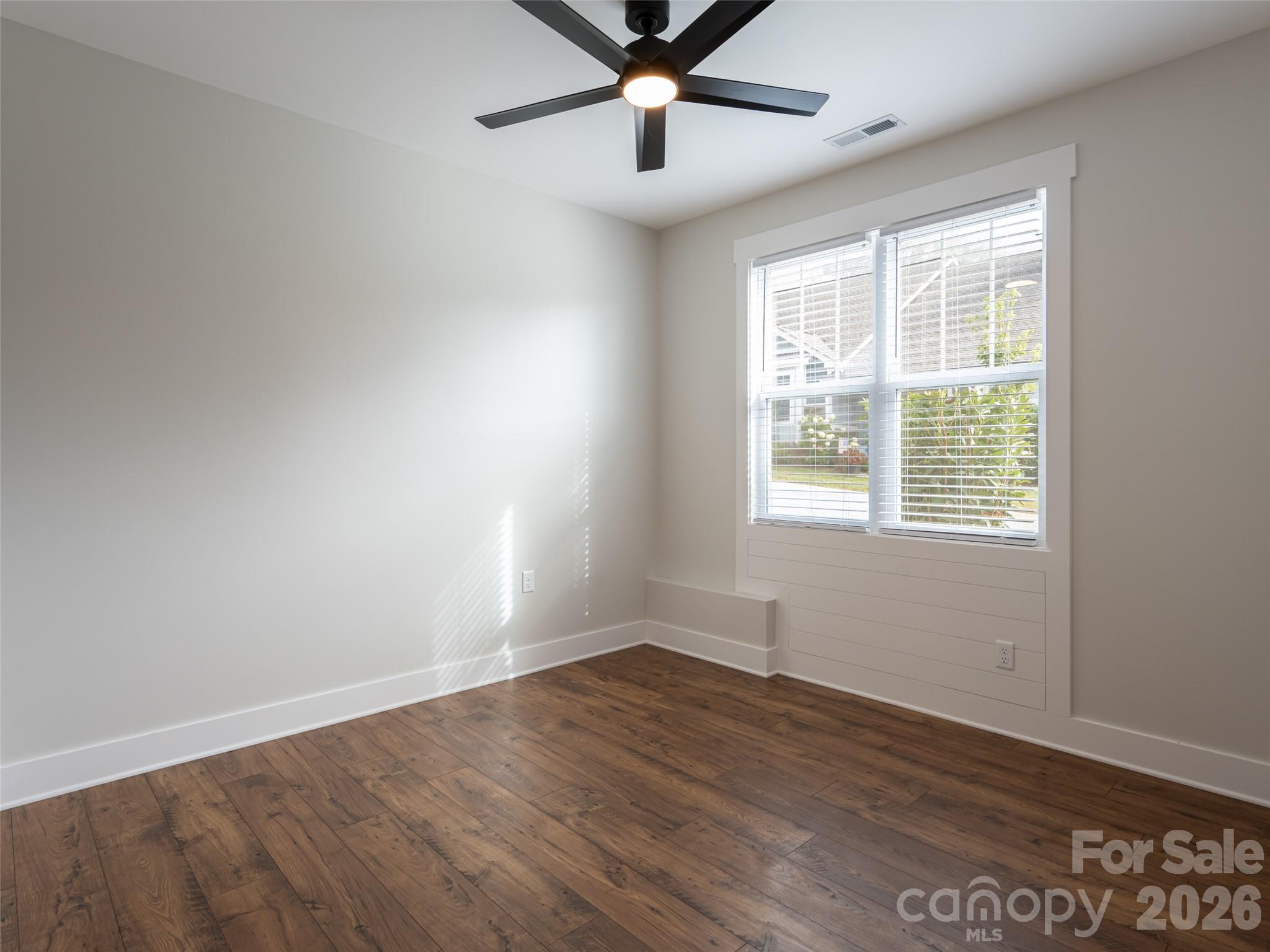 8 Heartleaf Circle Property Photo 30