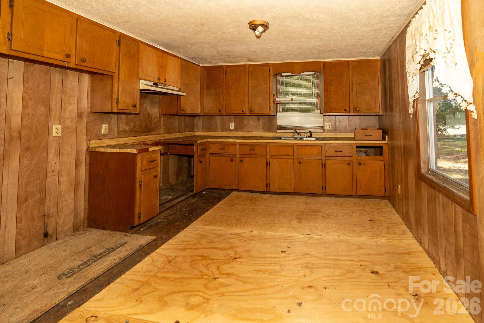 855 Hickory Grove Ballpark Road Property Photo 6