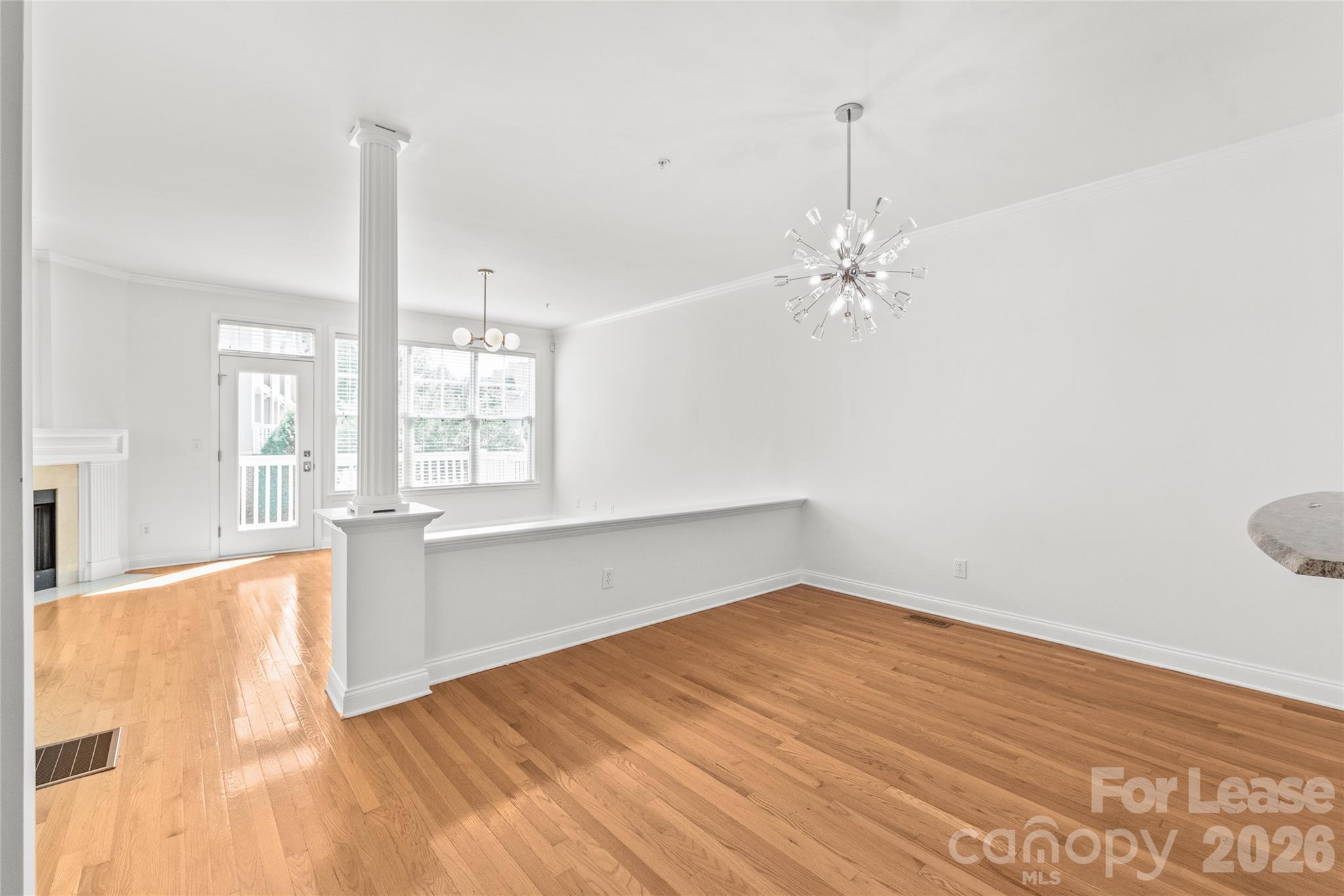 821 W 4th Street Property Photo 10