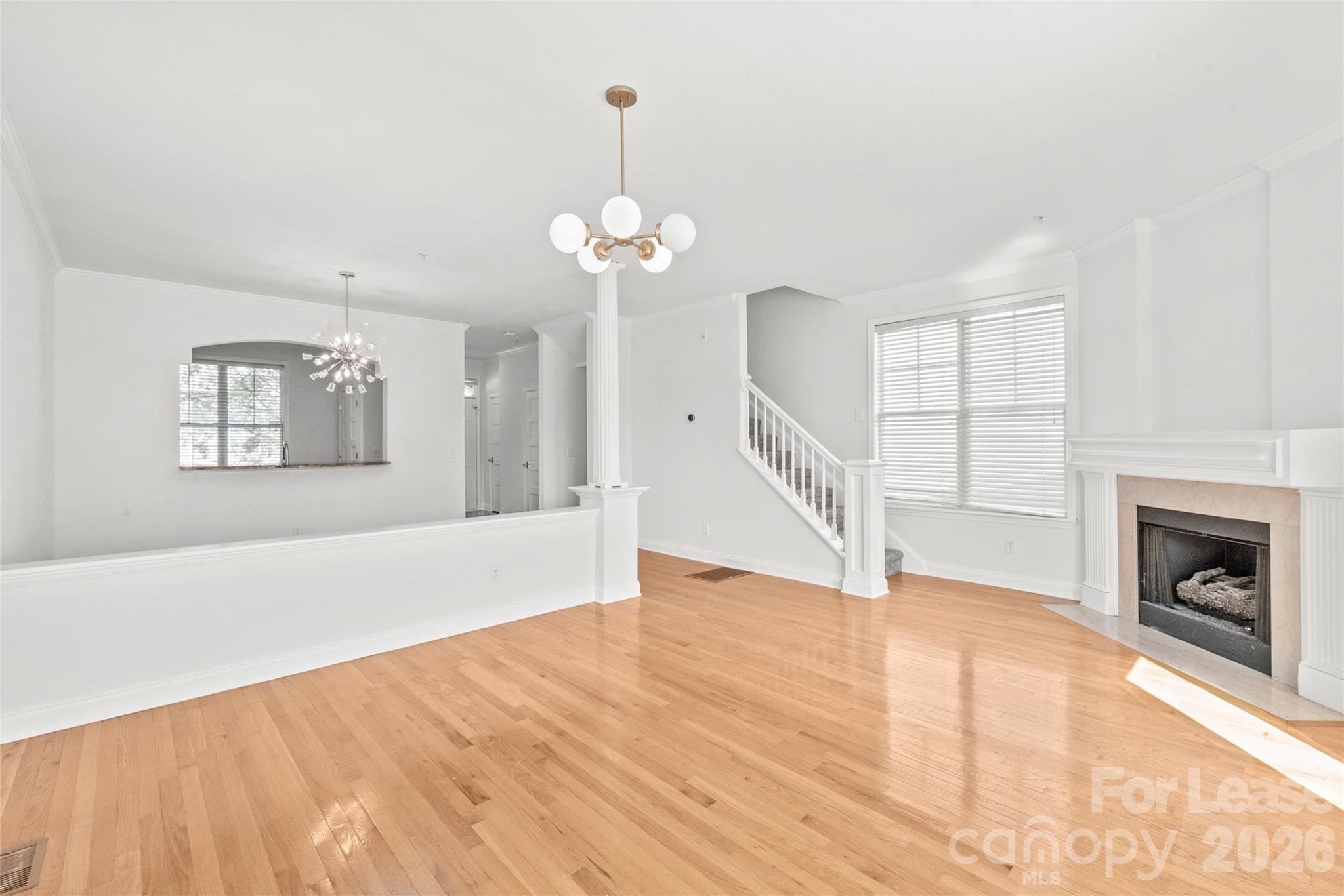 821 W 4th Street Property Photo 14