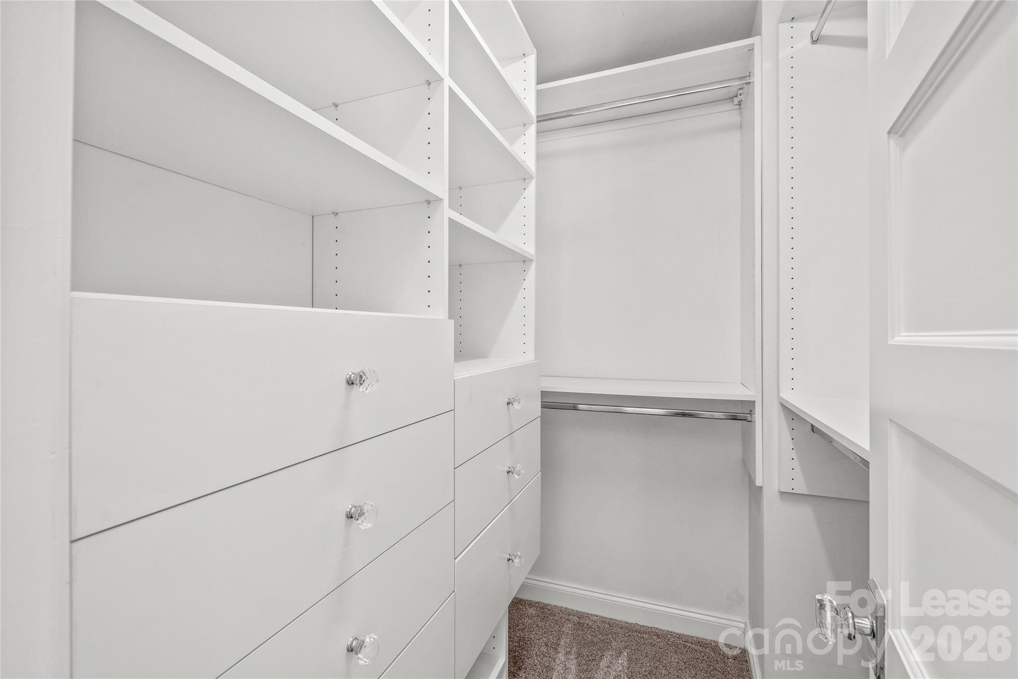 821 W 4th Street Property Photo 23