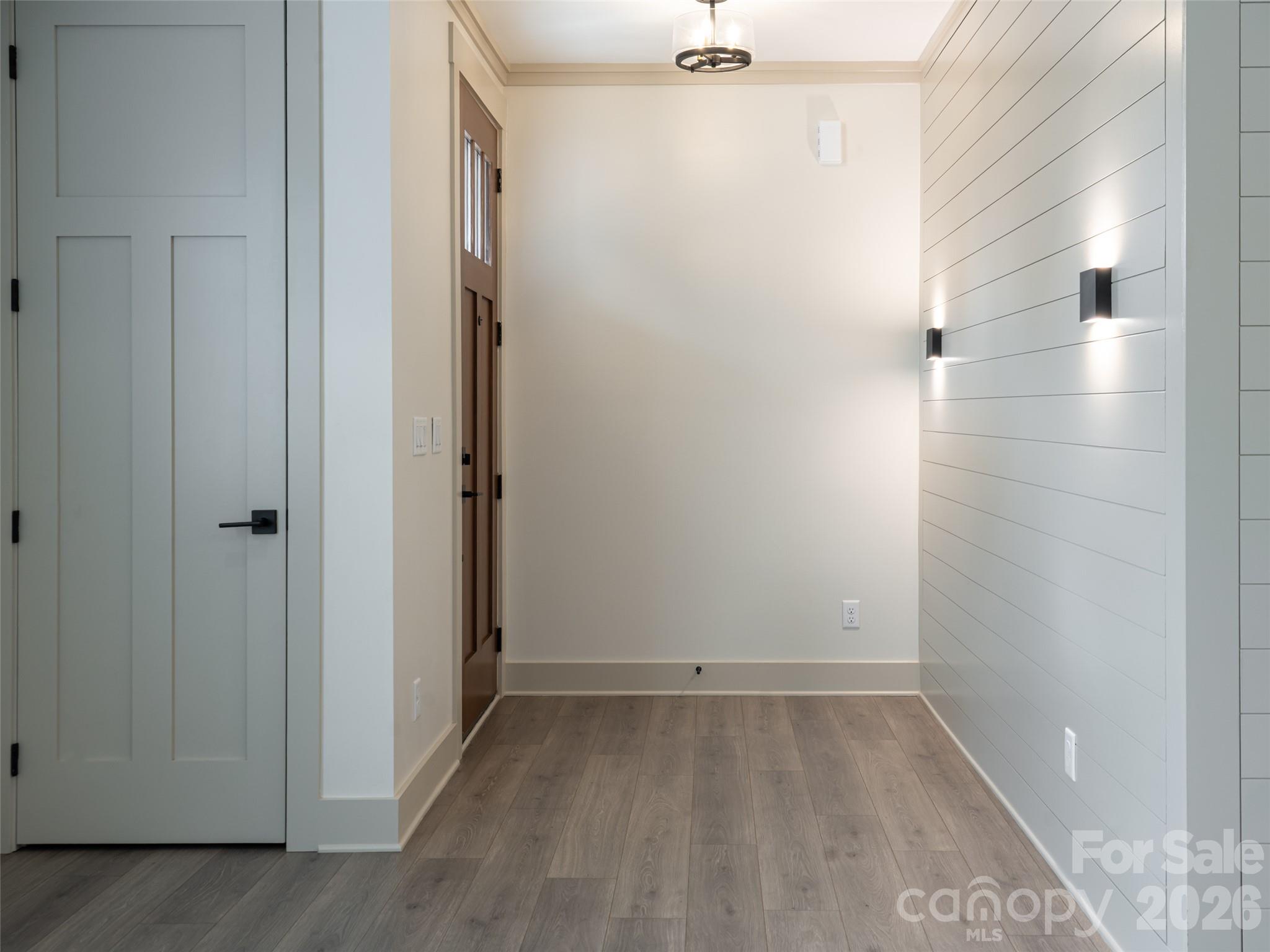 4431924 Property Photo 5