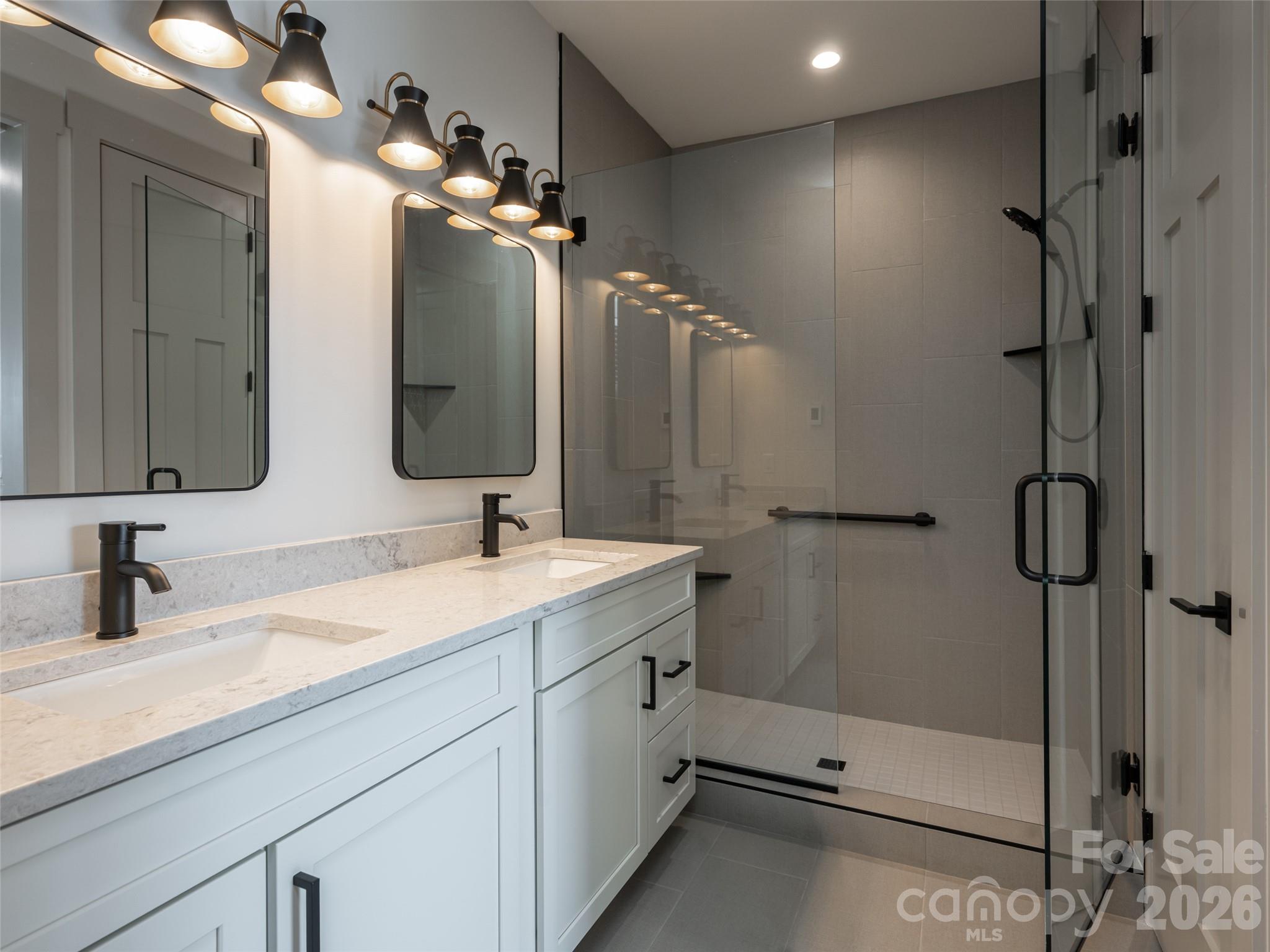 4431924 Property Photo 27