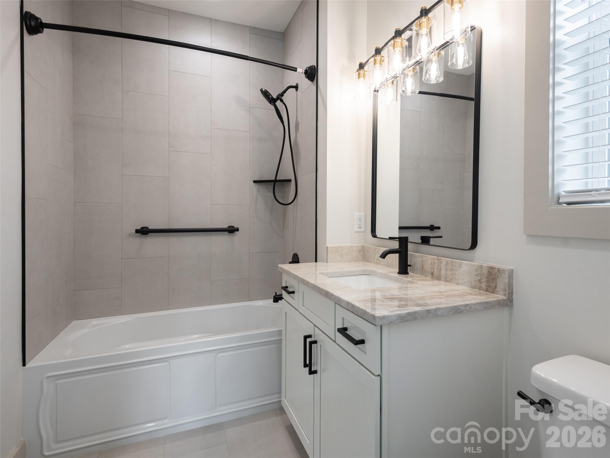 4431924 Property Photo 32