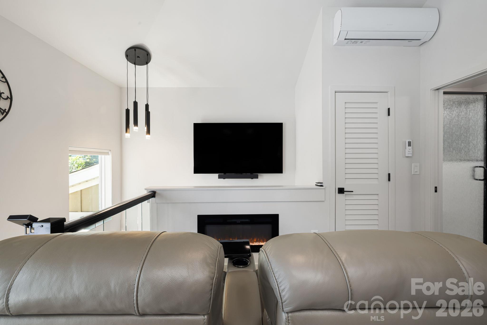 607 Kanuga Road Property Photo 6