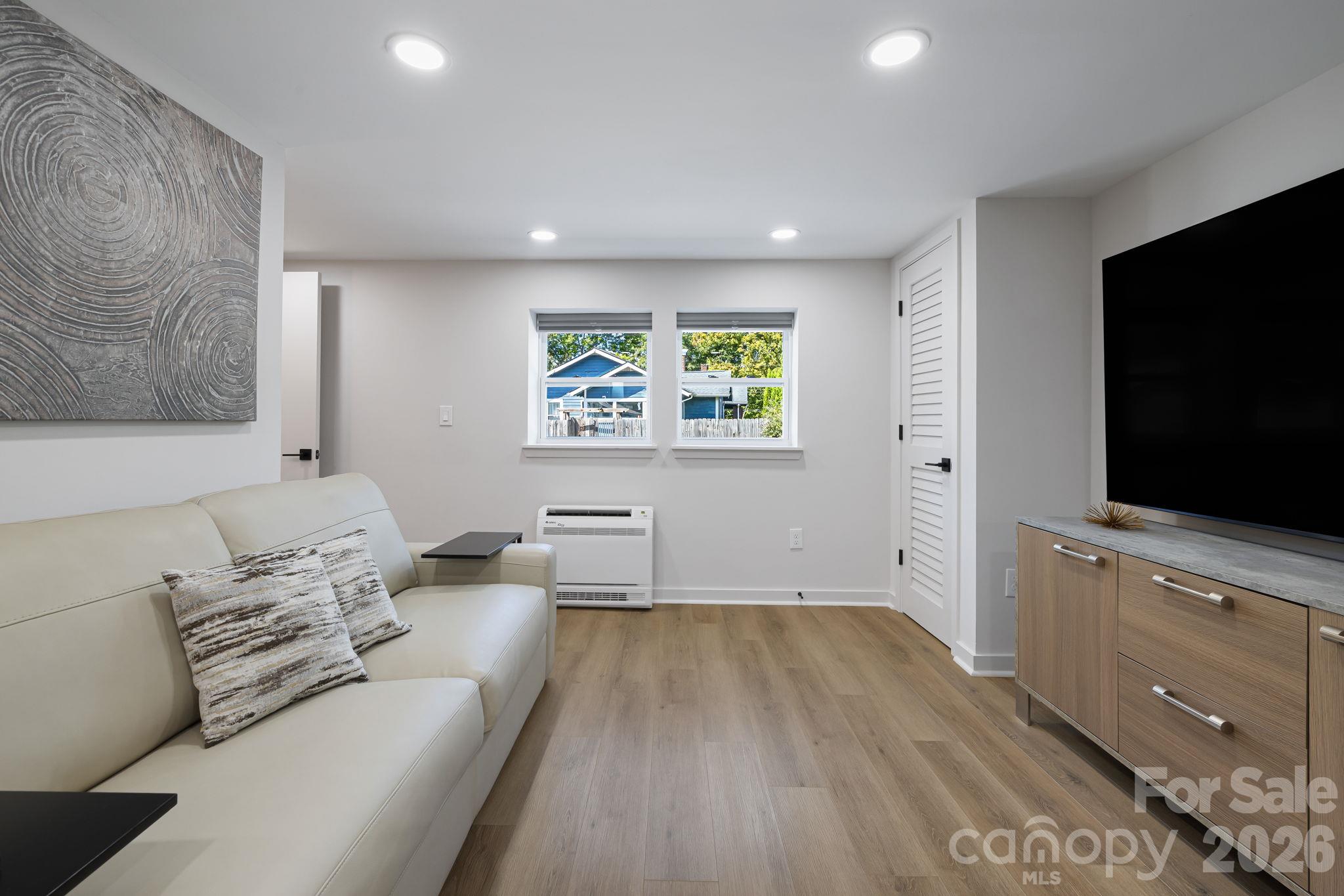607 Kanuga Road Property Photo 23