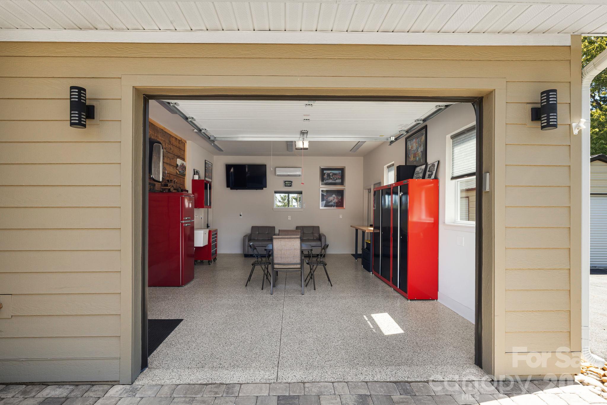 607 Kanuga Road Property Photo 39