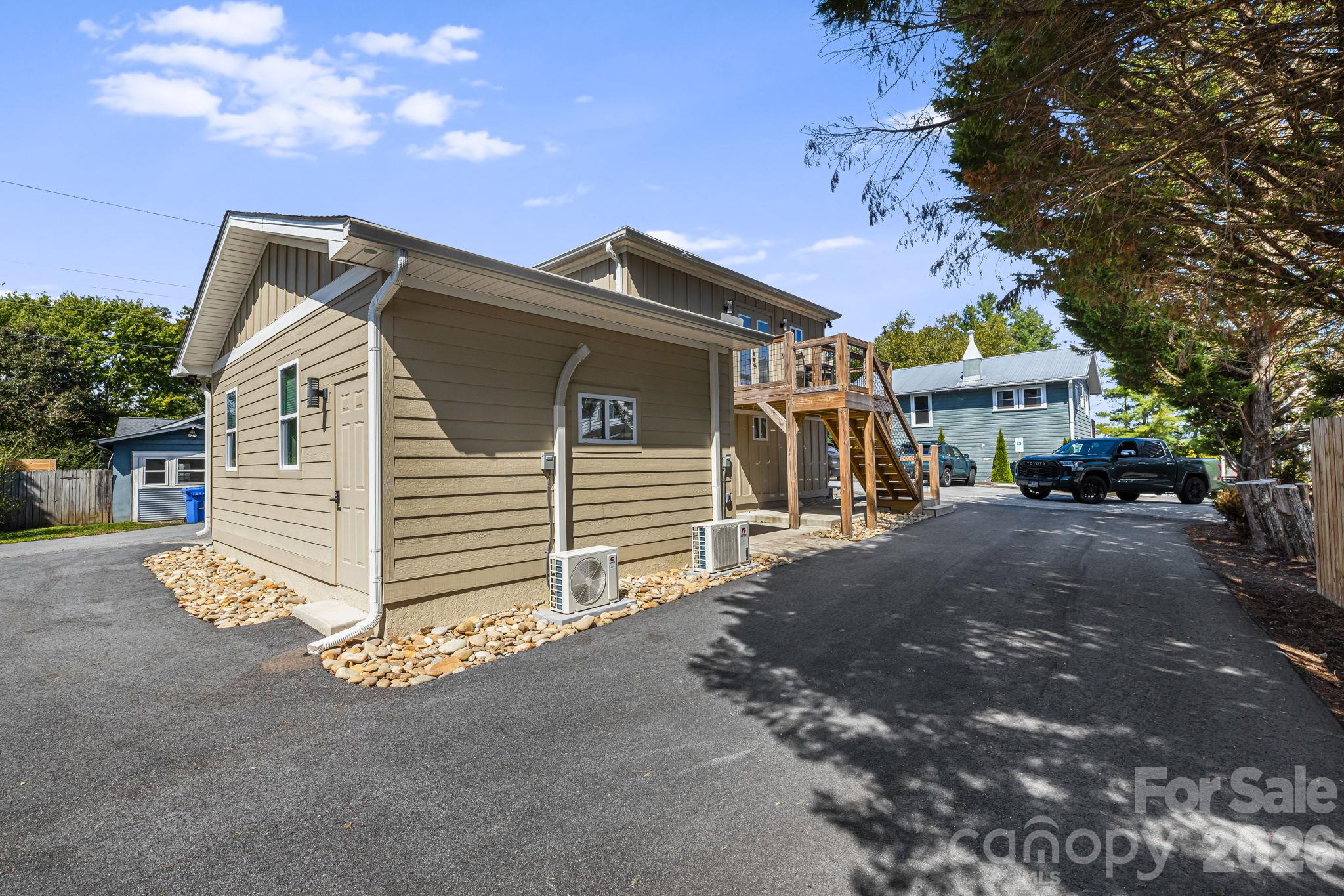 607 Kanuga Road Property Photo 43