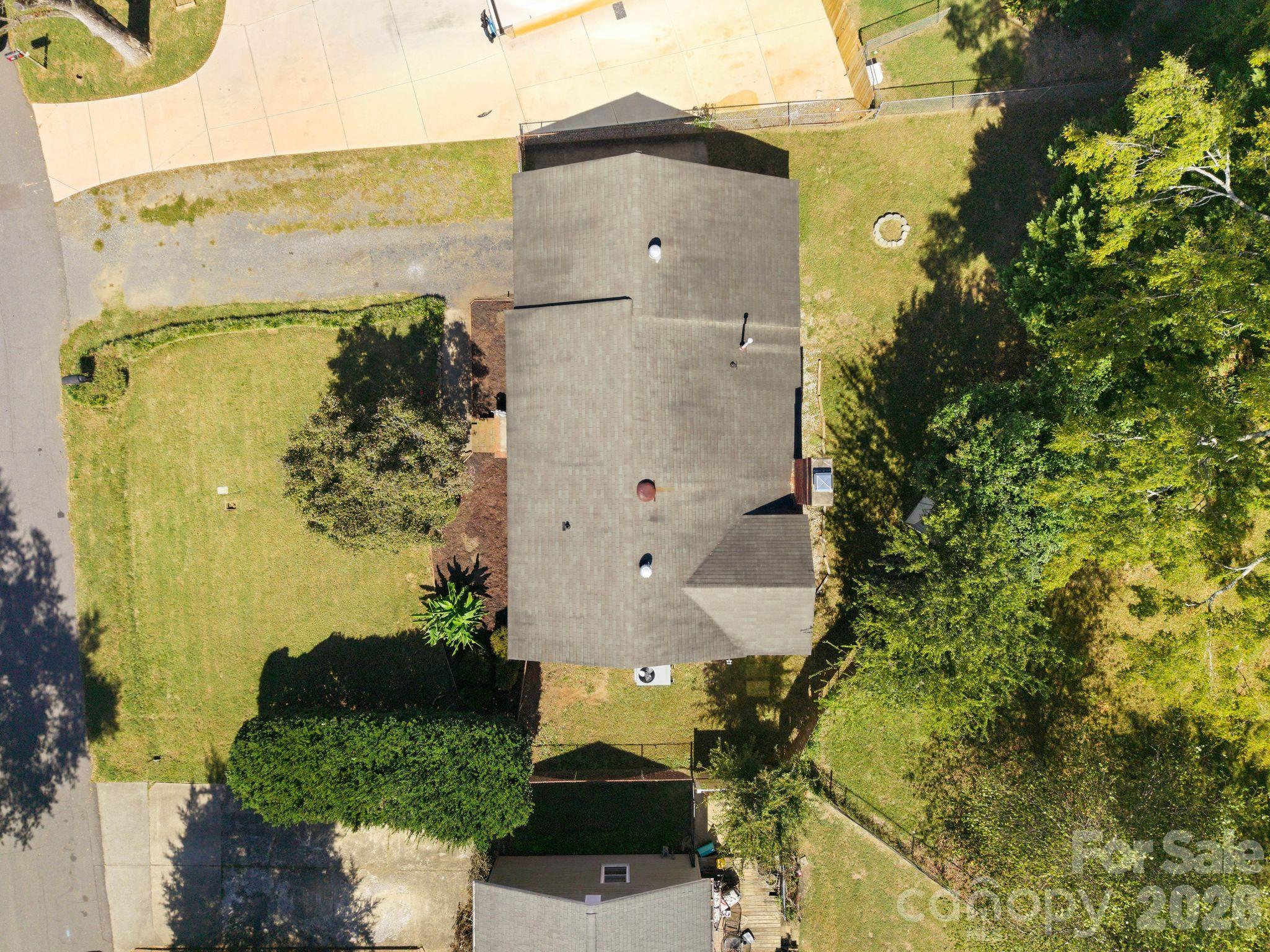 232 Eden Circle Property Photo 5