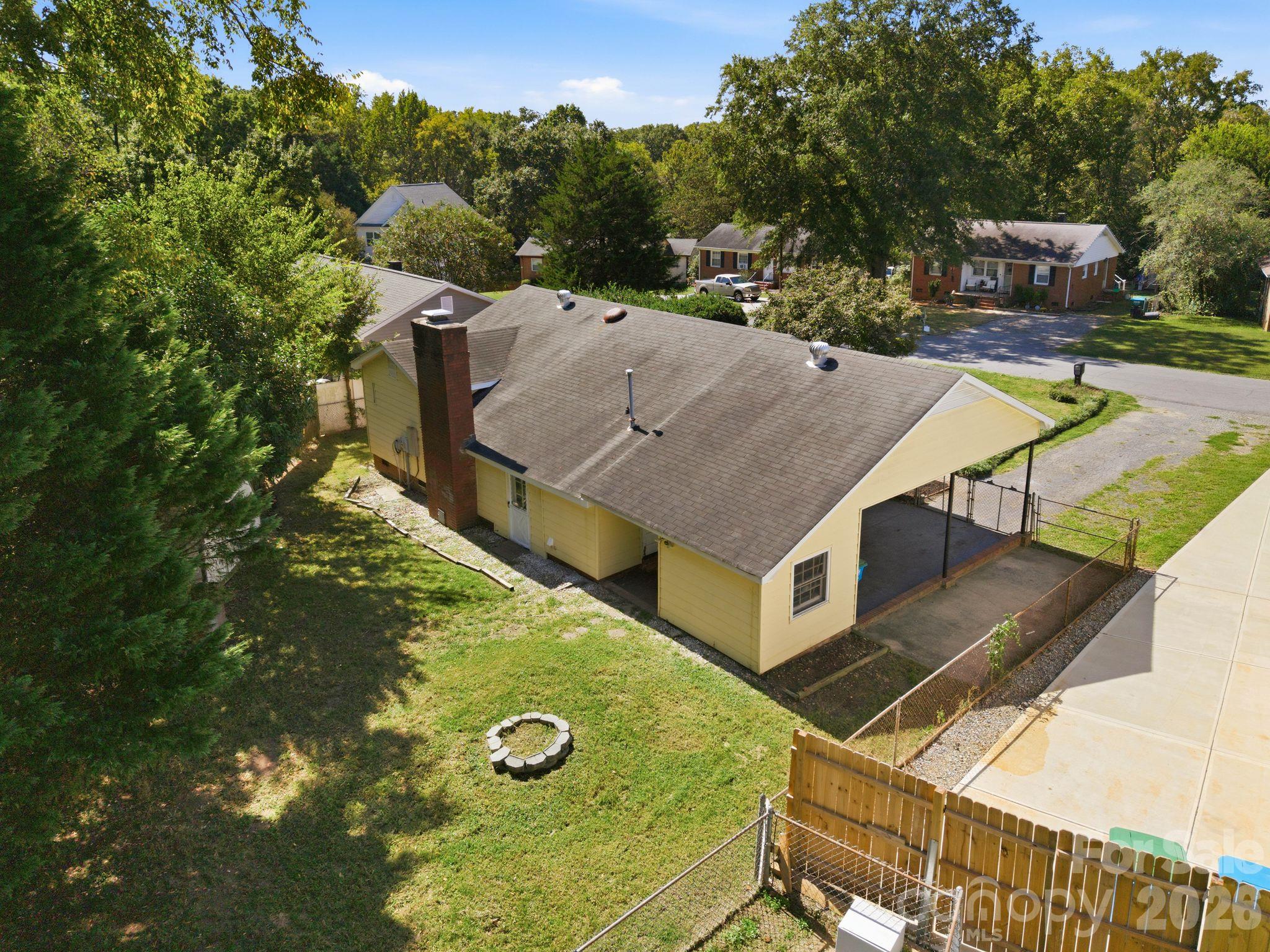 232 Eden Circle Property Photo 7