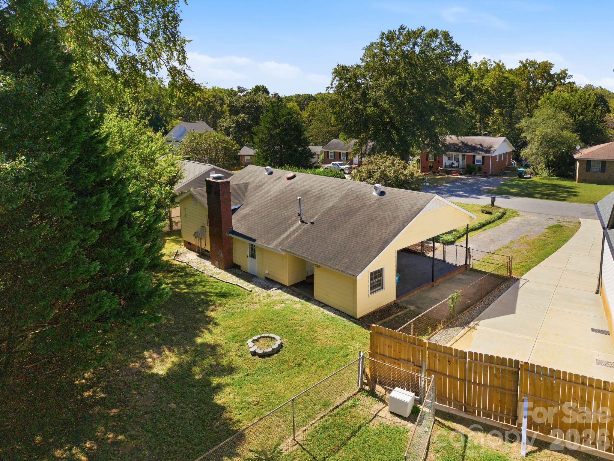 232 Eden Circle Property Photo 8