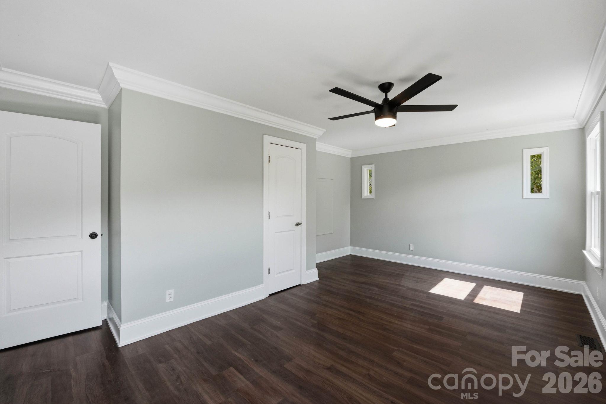 232 Eden Circle Property Photo 32