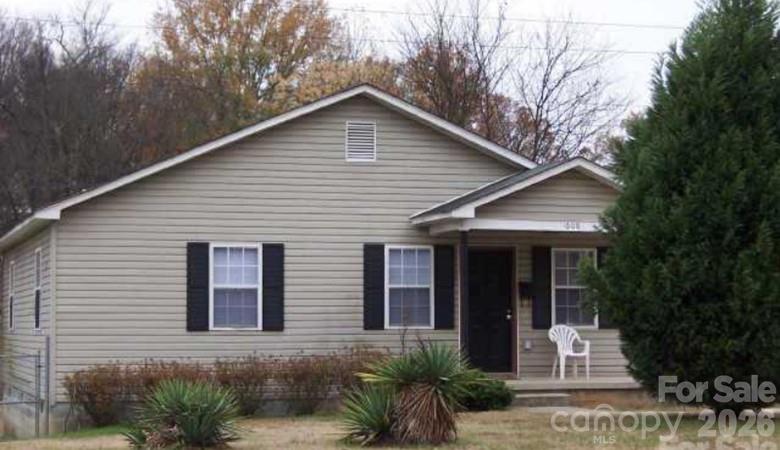 1608 N Davidson Street Property Photo 1