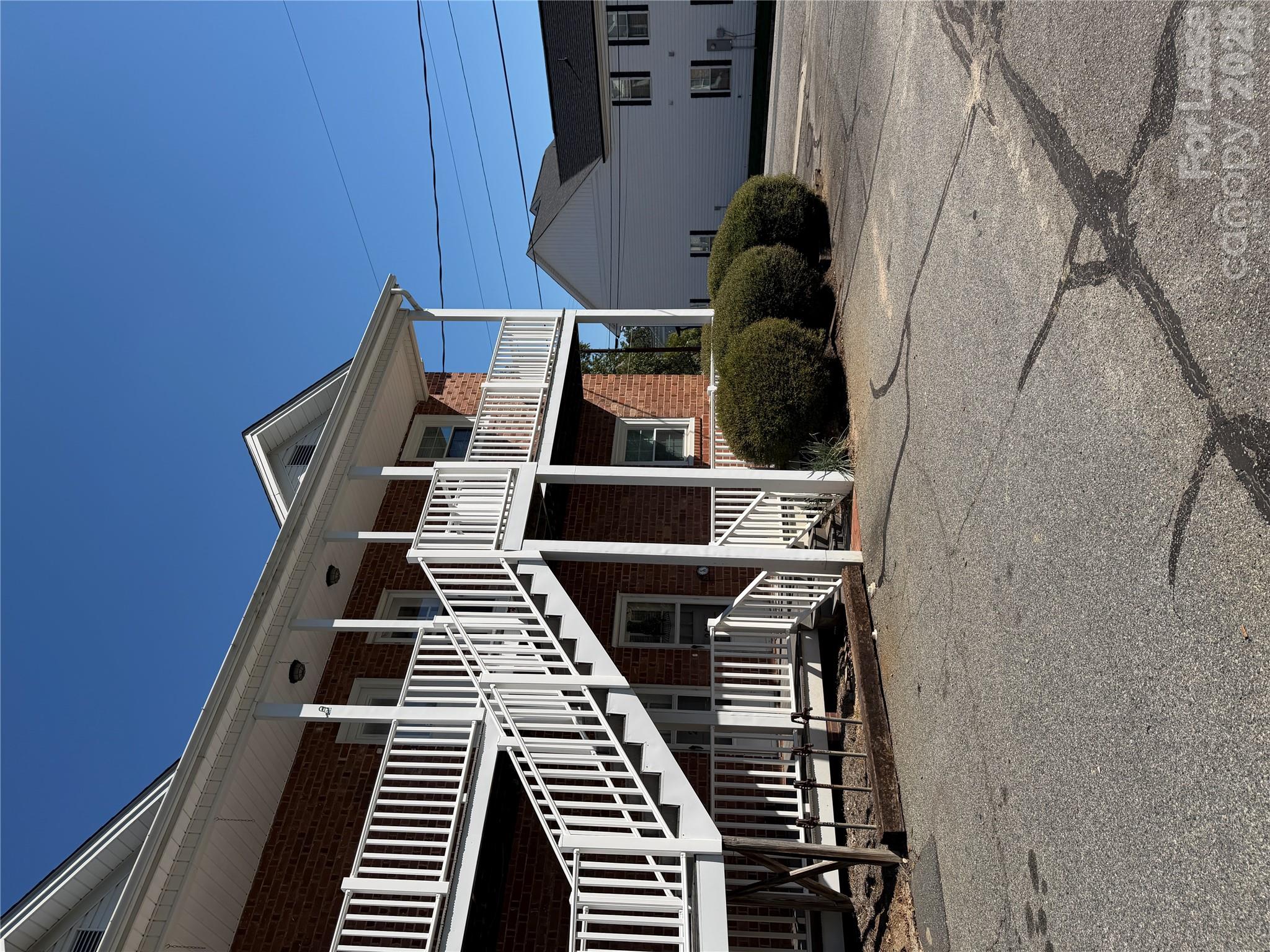 203 G Street Property Photo 21