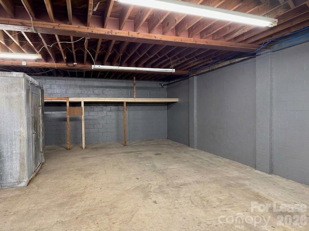 227 2nd Avenue Property Photo 8
