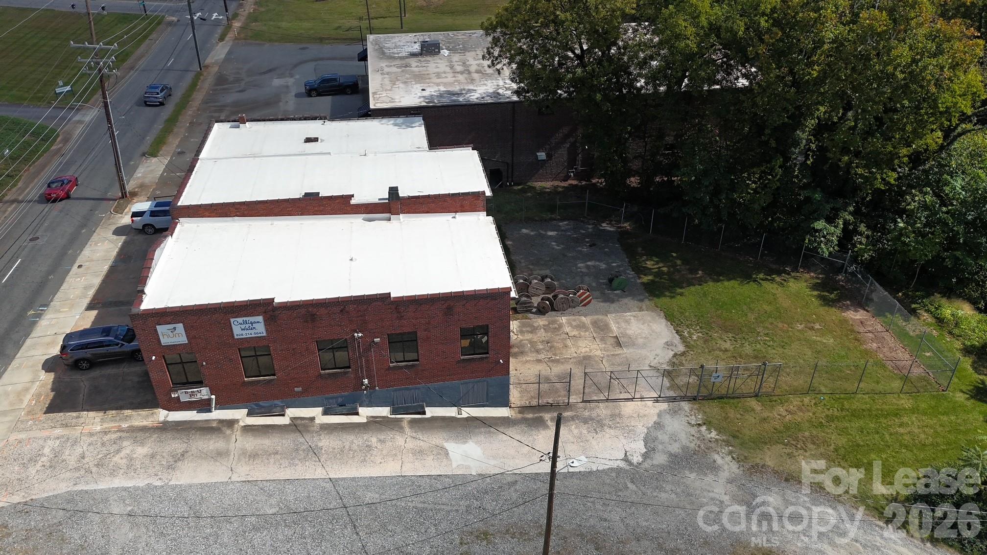 227 2nd Avenue Property Photo 12