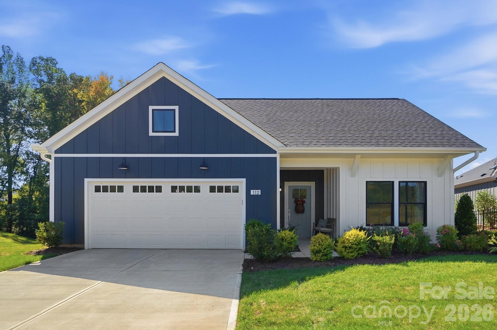 112 Alenda Lux Circle Property Photo 2