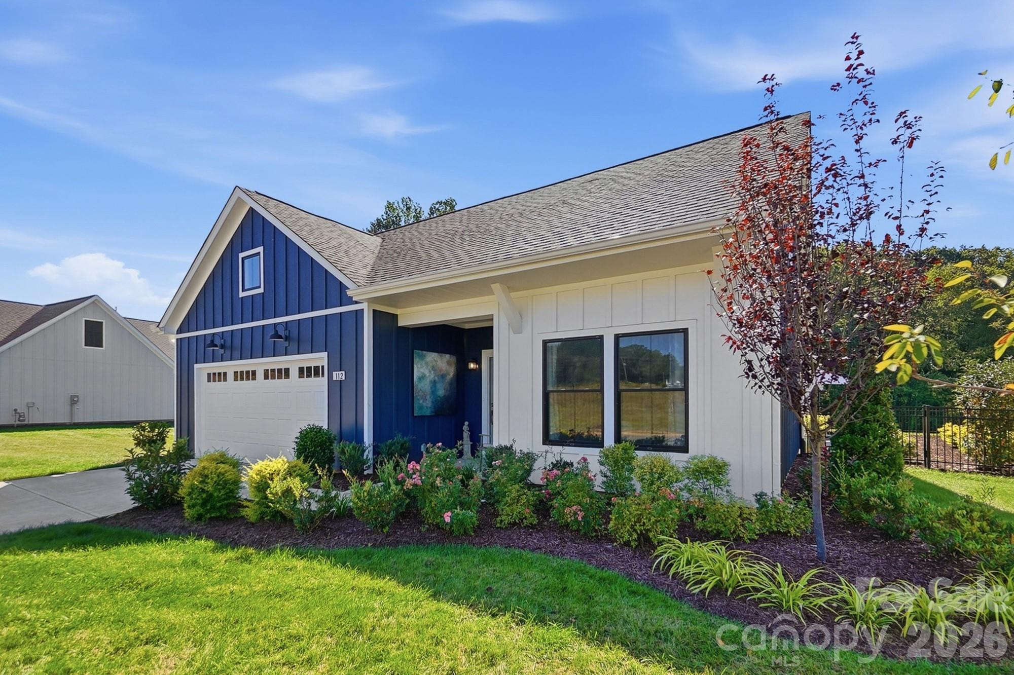 112 Alenda Lux Circle Property Photo 3