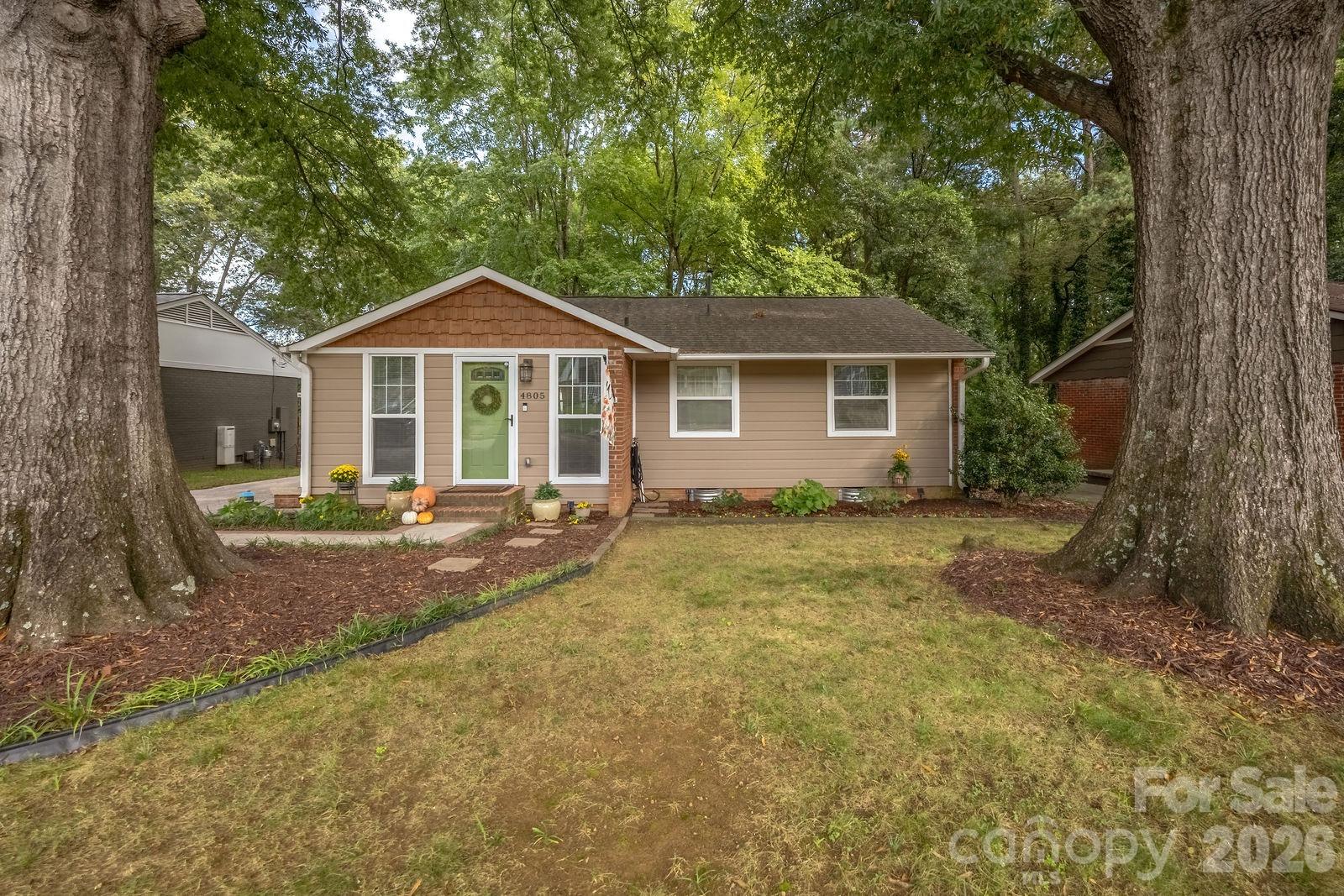 4805 Murrayhill Road Property Photo 5