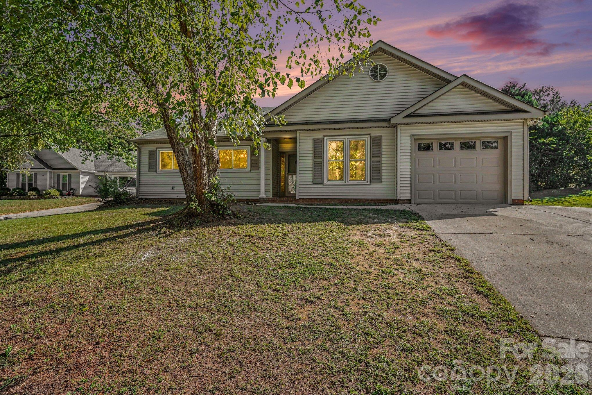 1279 Willowbreeze Court Property Photo 1