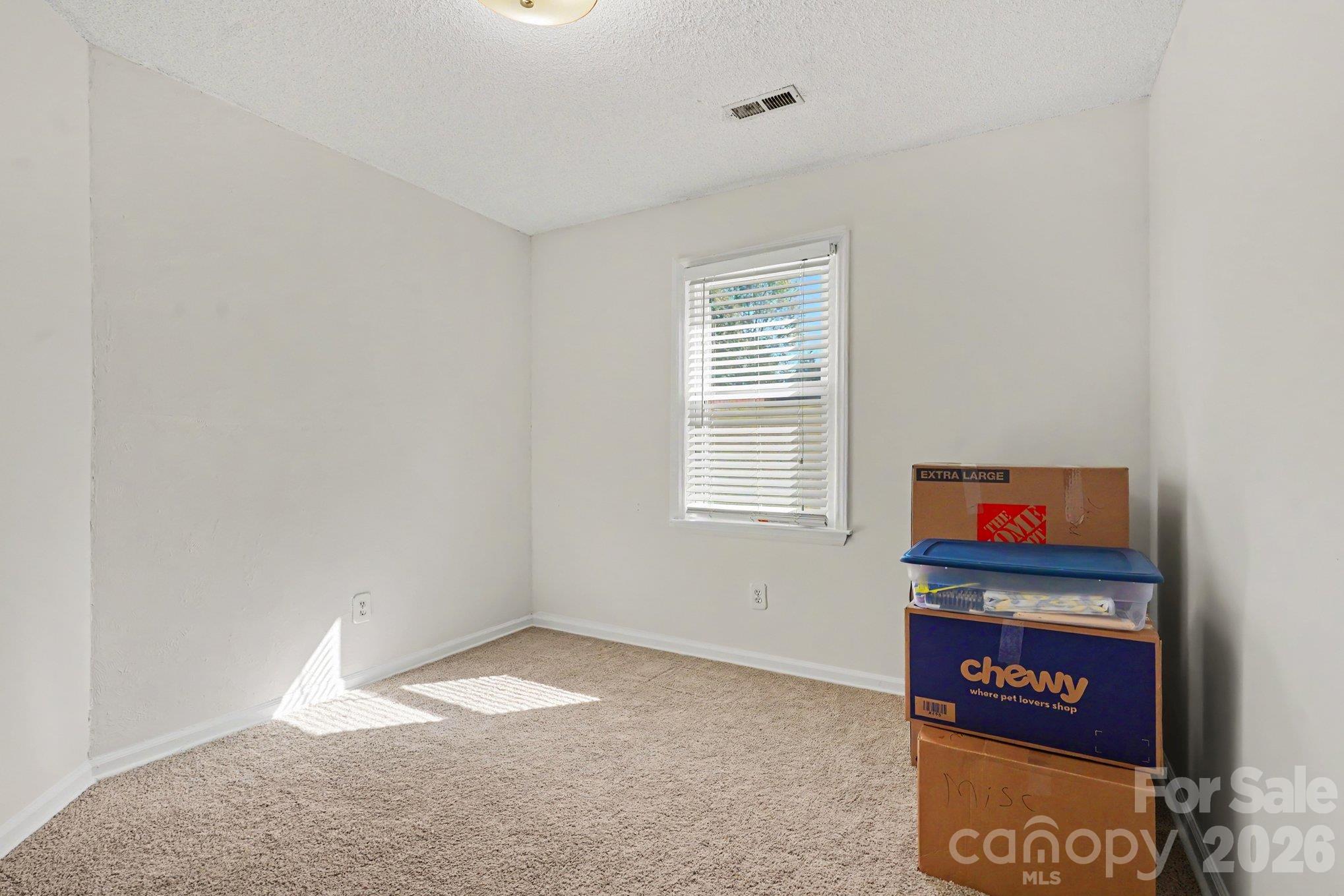 1279 Willowbreeze Court Property Photo 18