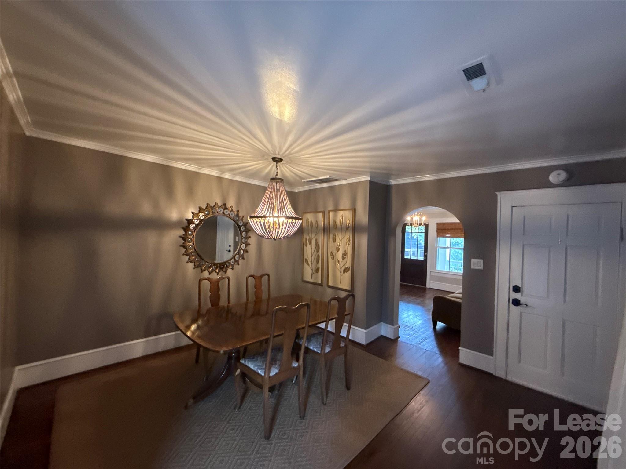 1511 Cleveland Avenue B Property Photo 3