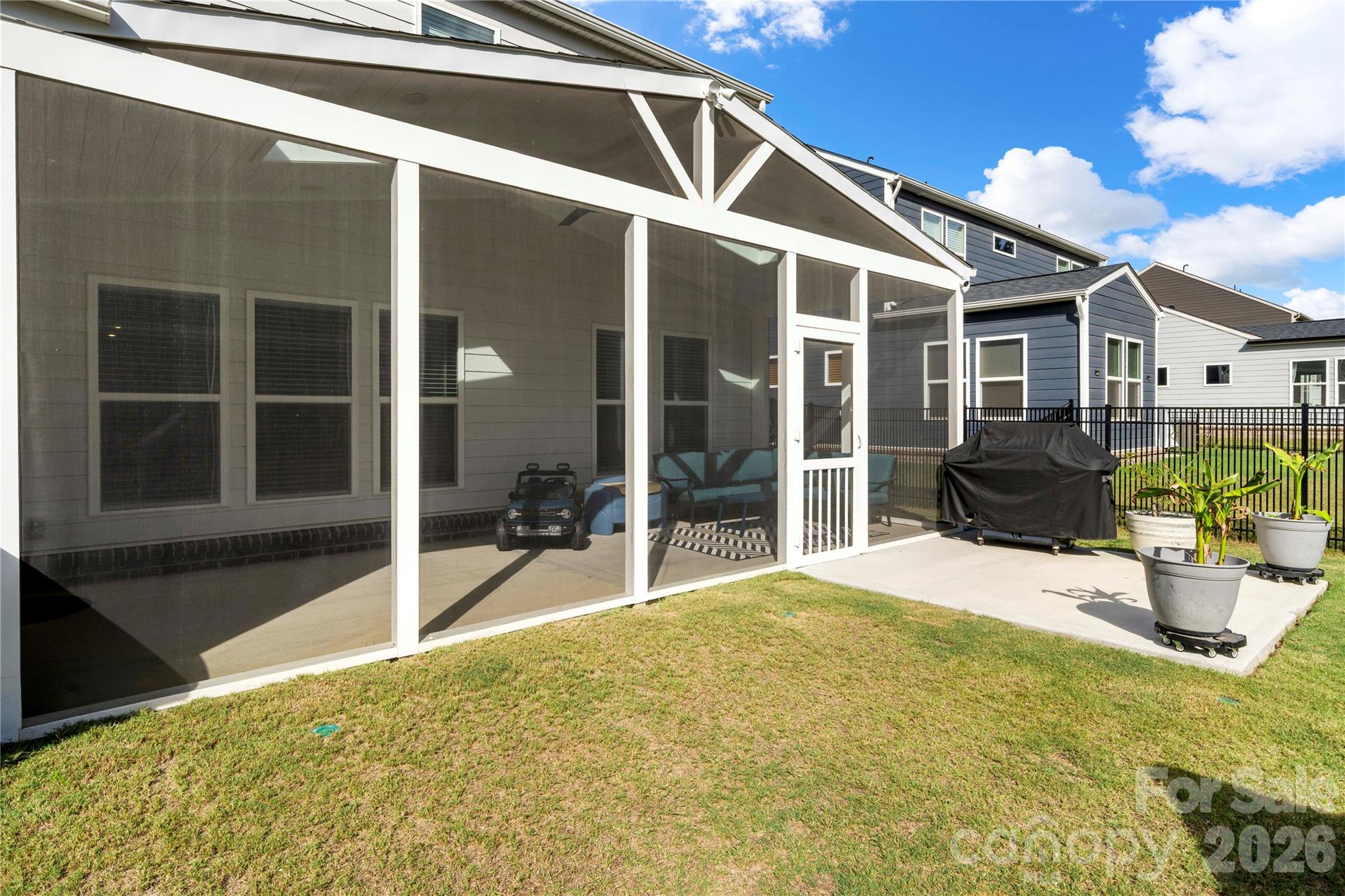 3838 Pee Dee Street Property Photo 4