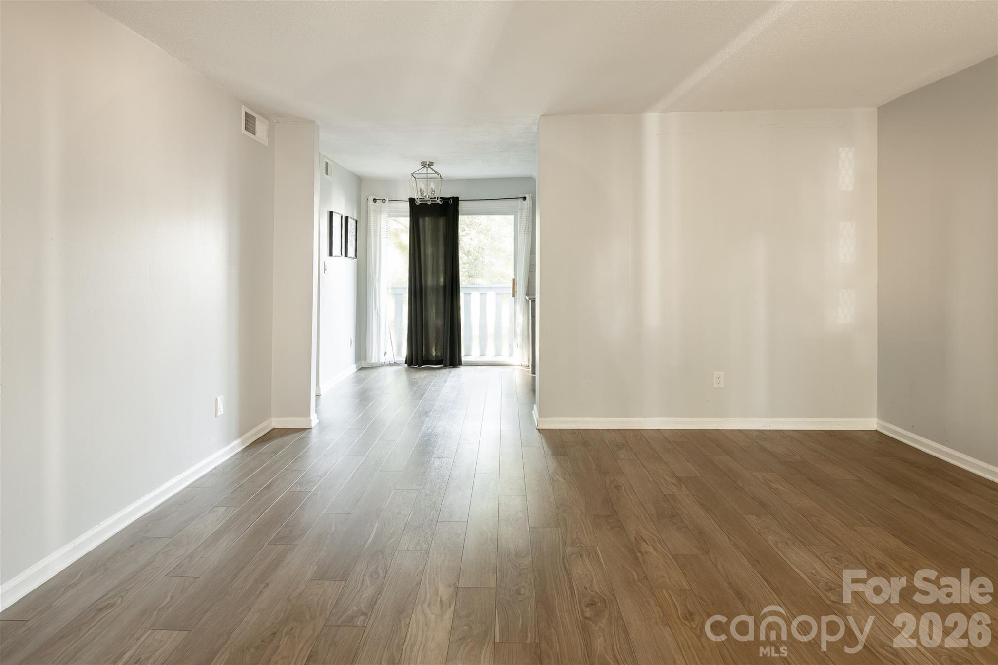 2010 Countrymens Court #67 Property Photo 2