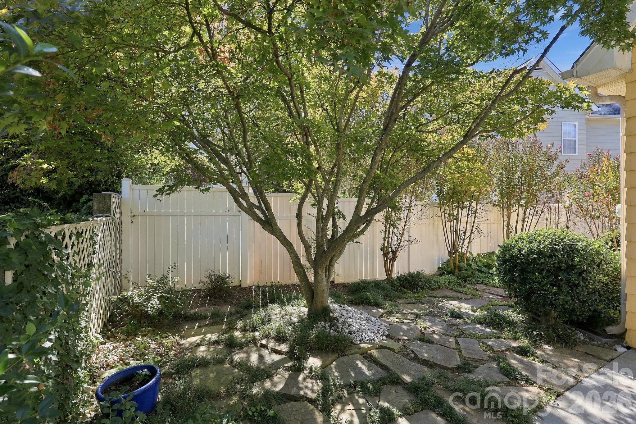 334 Center Drive Property Photo 29