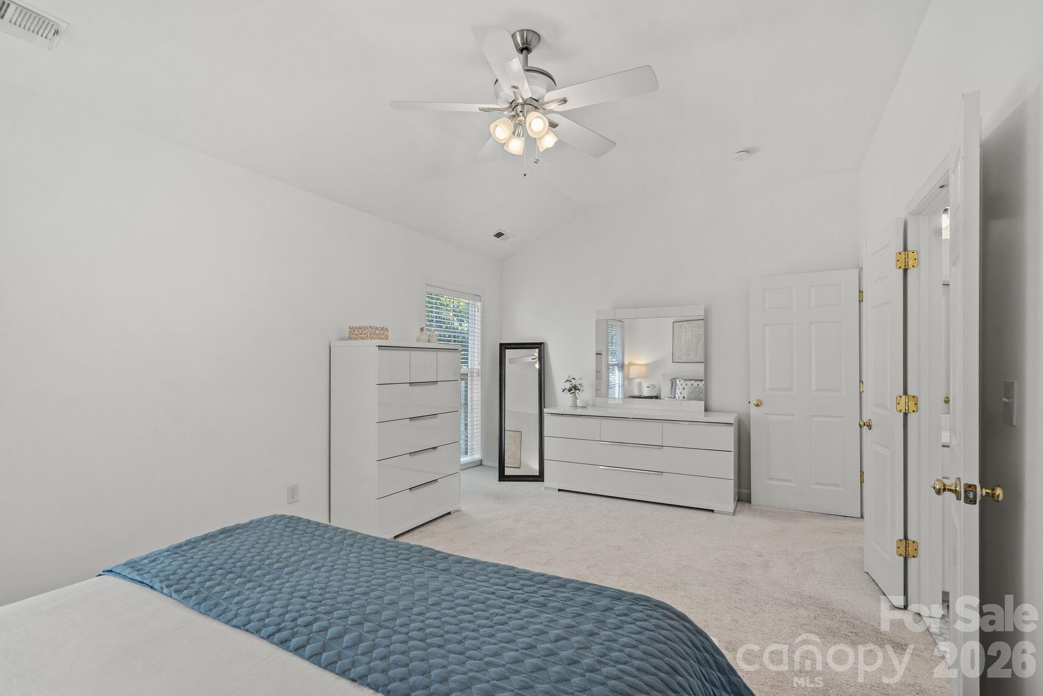 15744 Trenton Place Road Property Photo 17