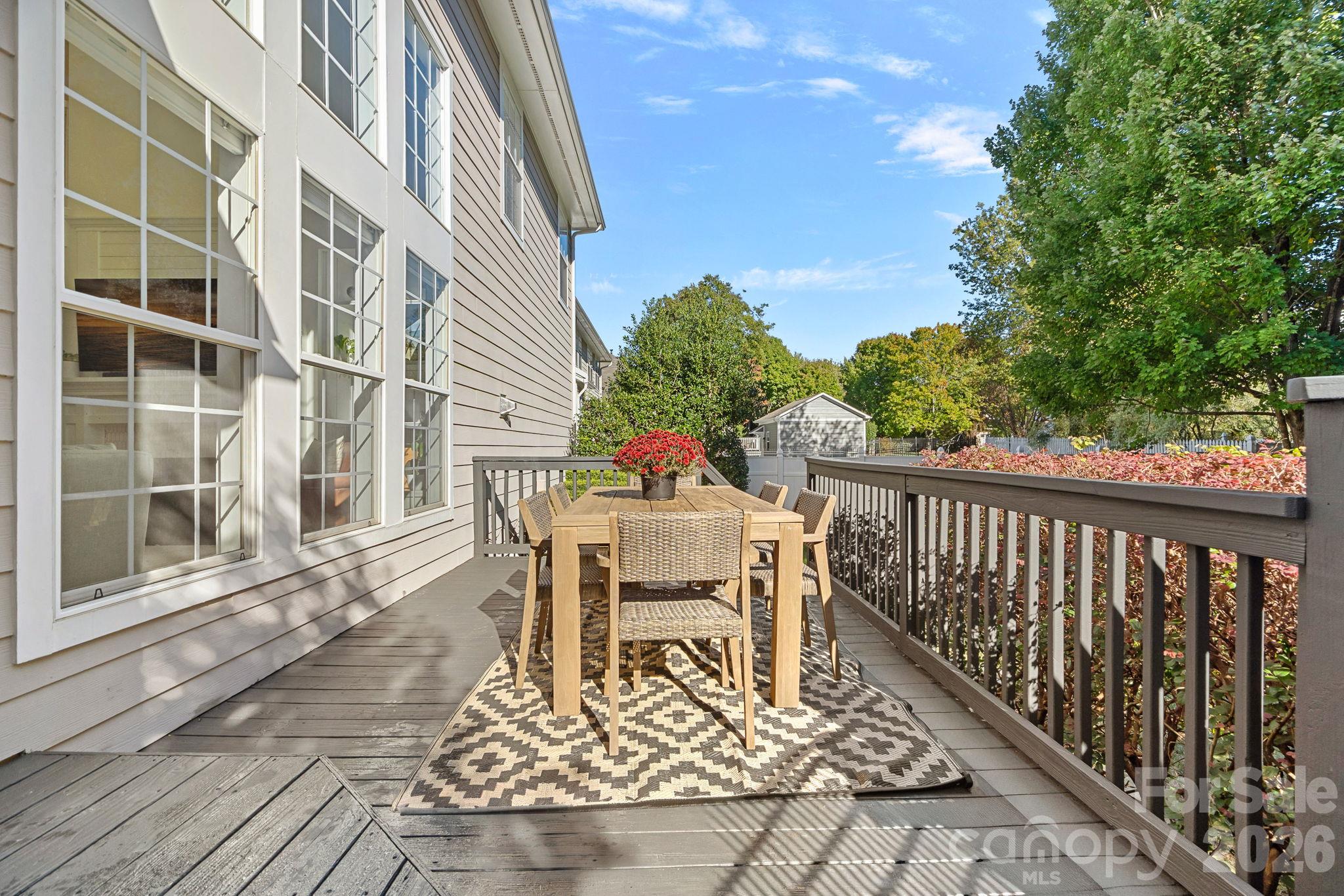 15744 Trenton Place Road Property Photo 25