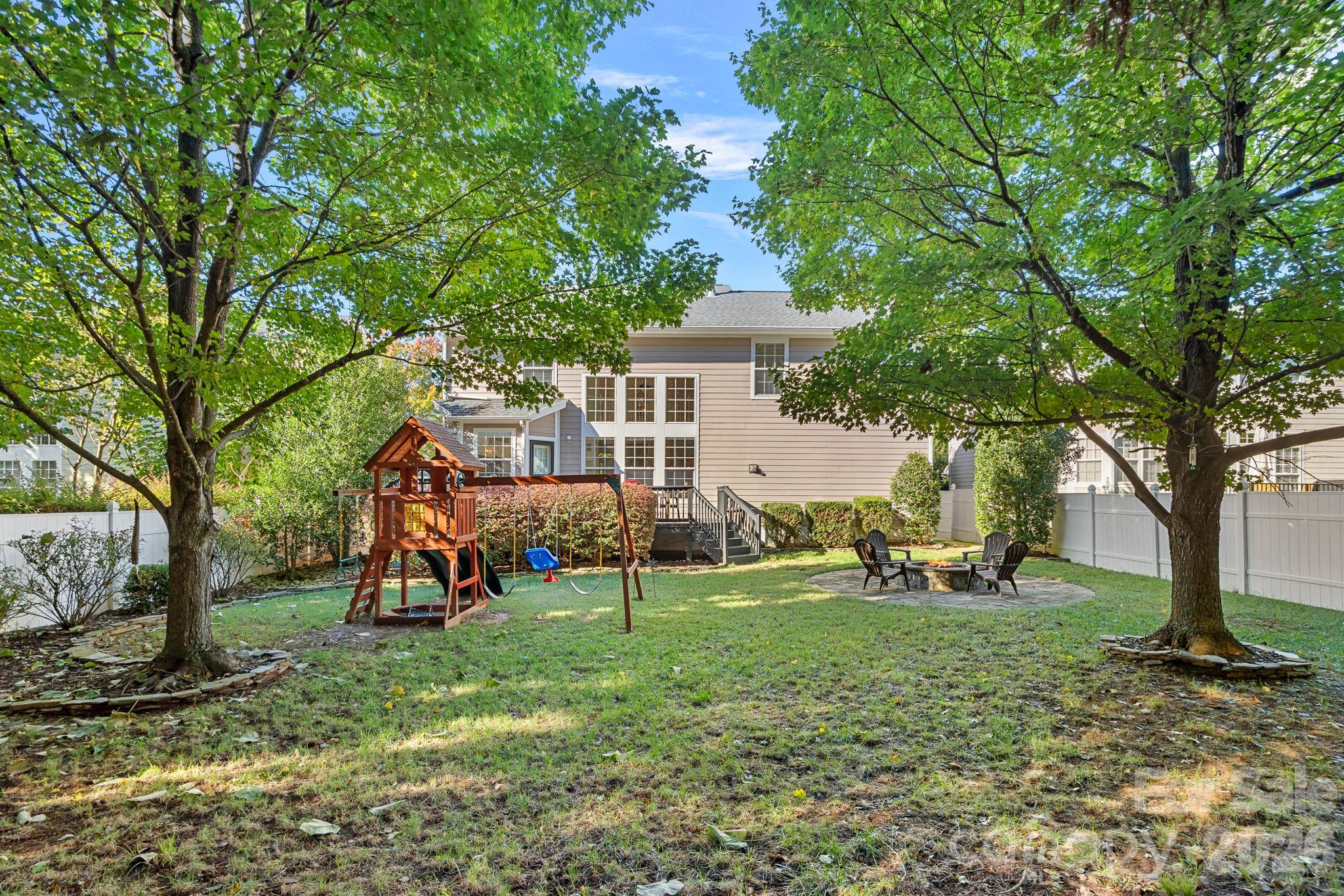 15744 Trenton Place Road Property Photo 28