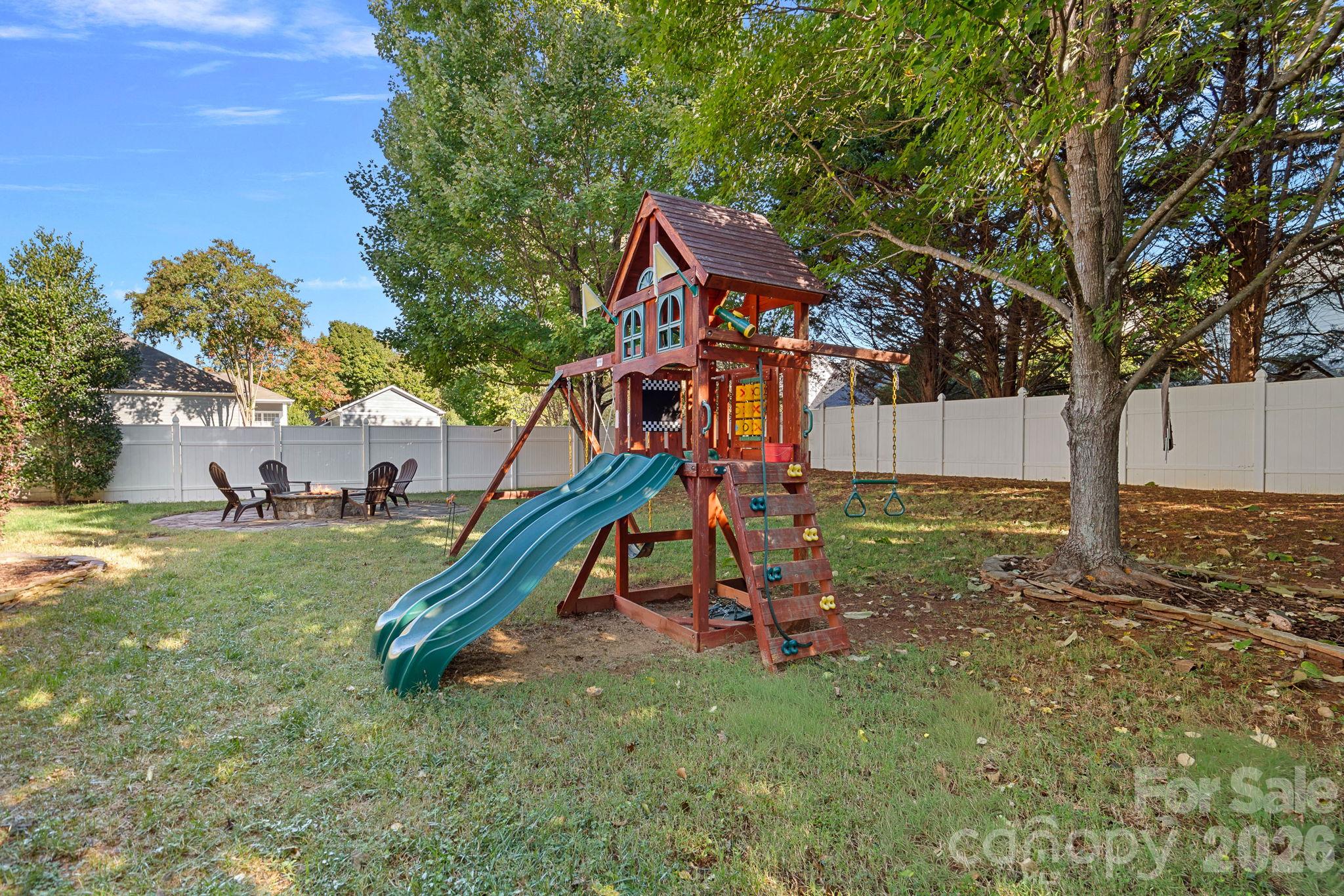 15744 Trenton Place Road Property Photo 29