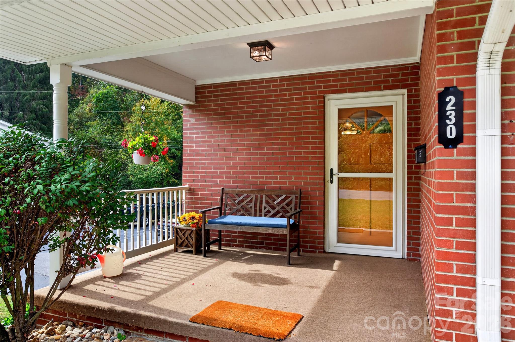 230 Rhoda Street Property Photo 7