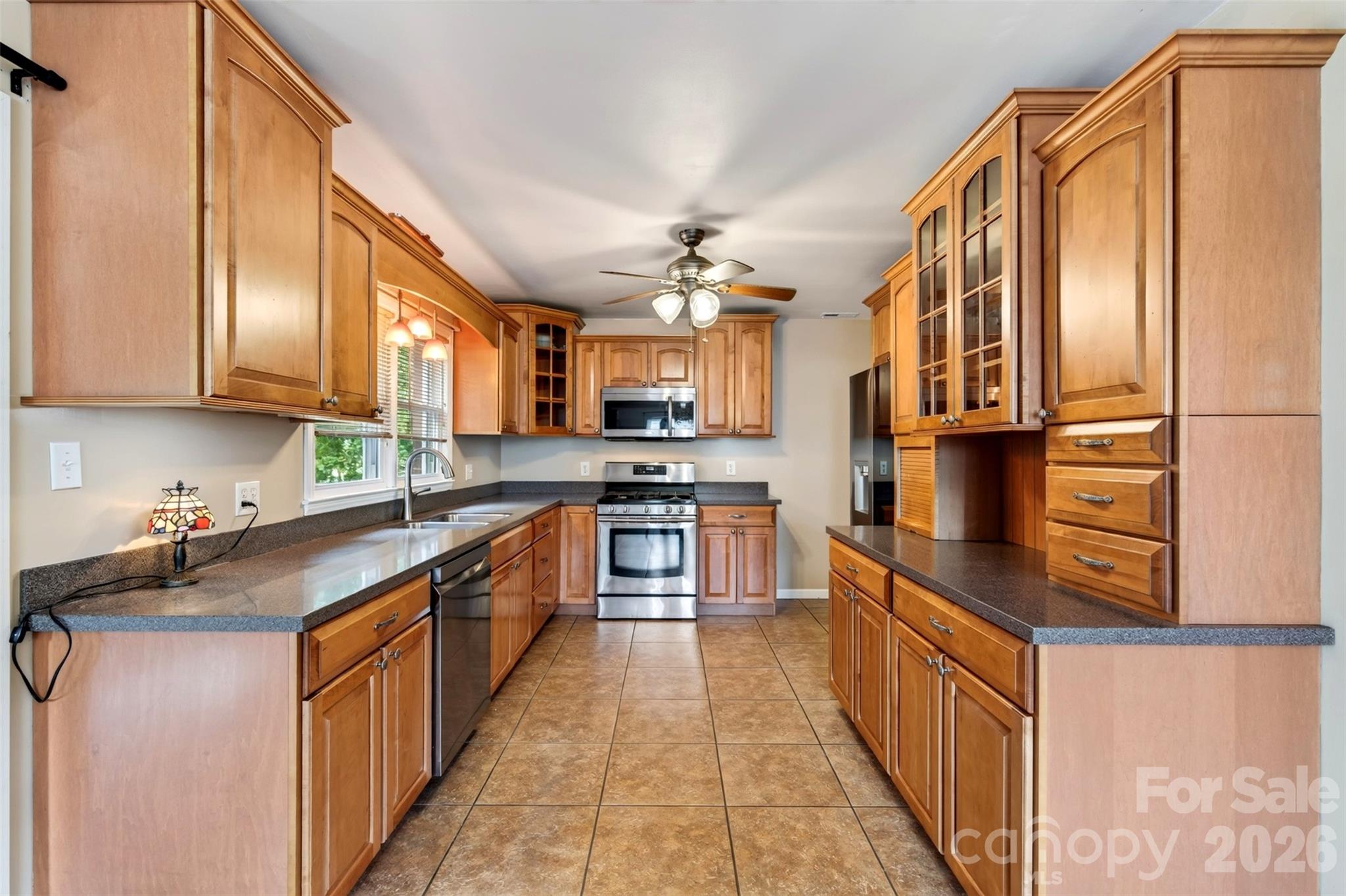 230 Rhoda Street Property Photo 17