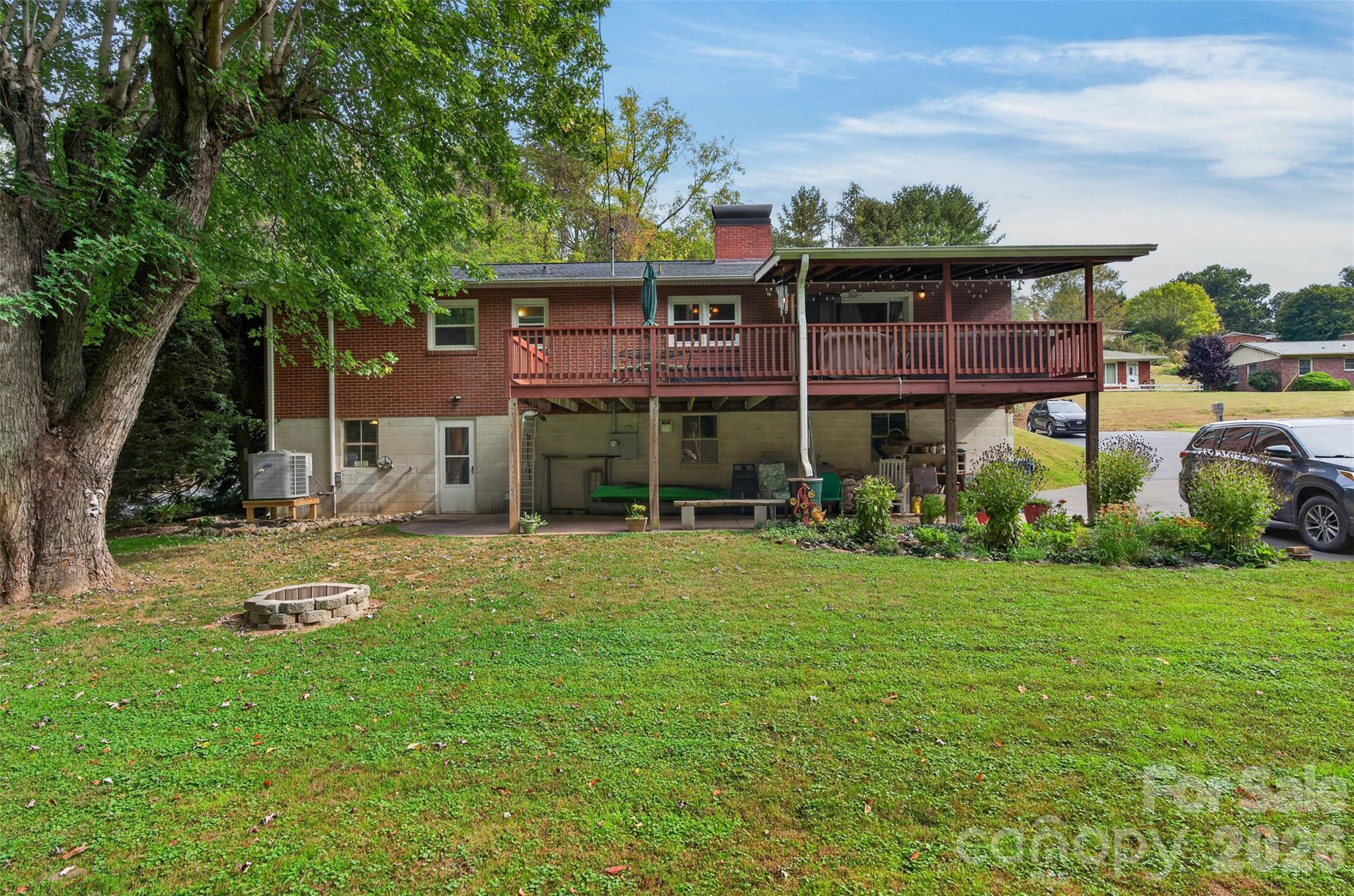 230 Rhoda Street Property Photo 35