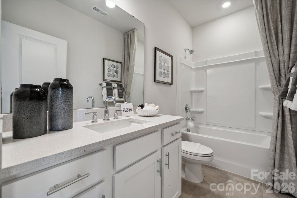 346 Sunland Alley Property Photo 15