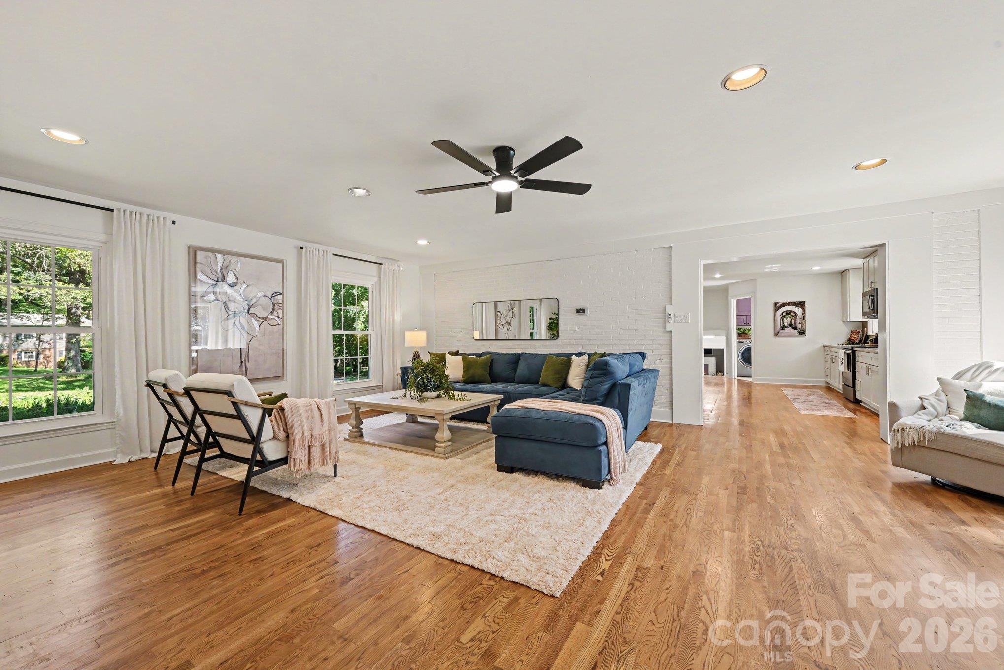 2271 Ferncliff Road Property Photo 2