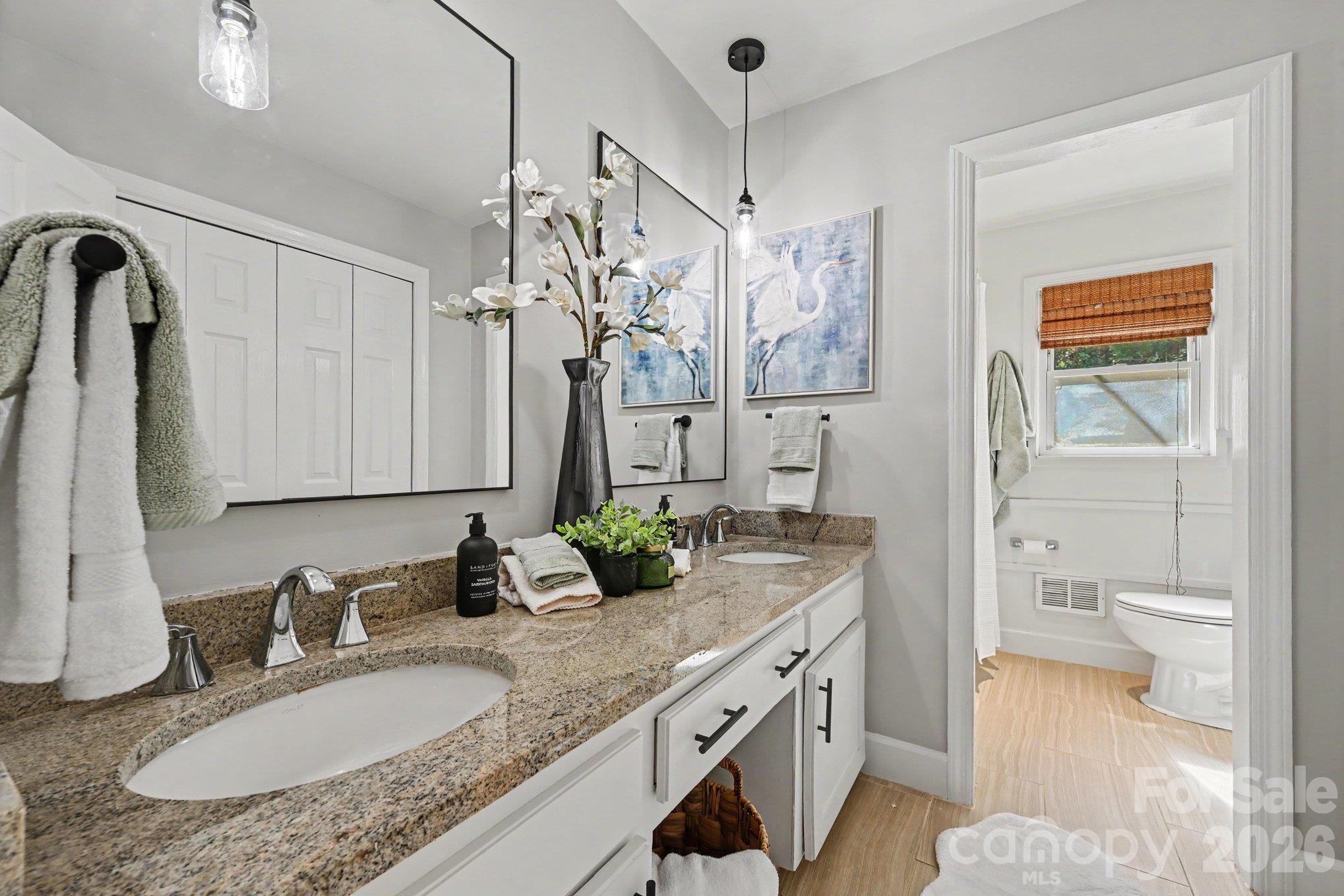 2271 Ferncliff Road Property Photo 10