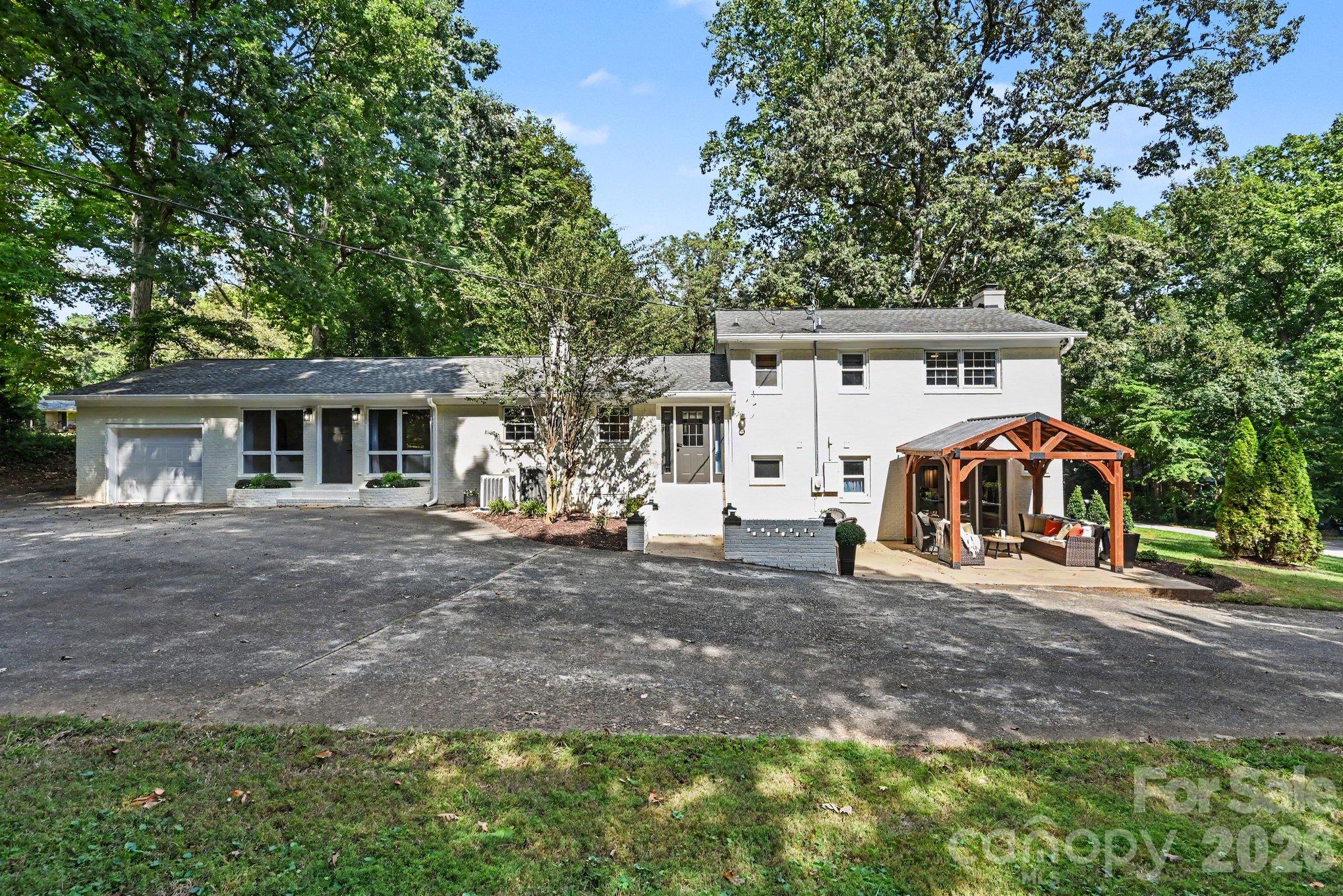 2271 Ferncliff Road Property Photo 20