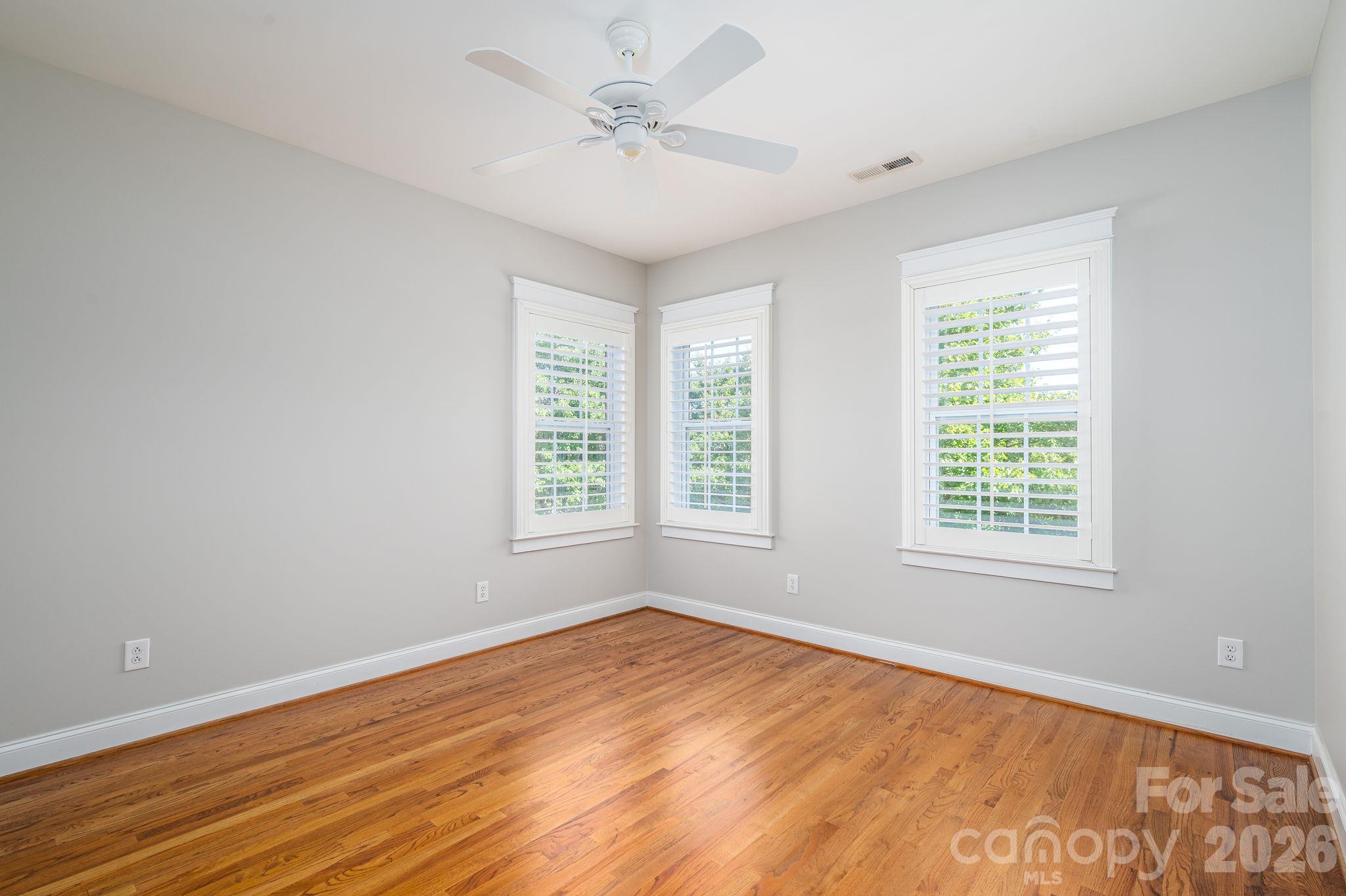113 Ft. William Avenue Property Photo 28