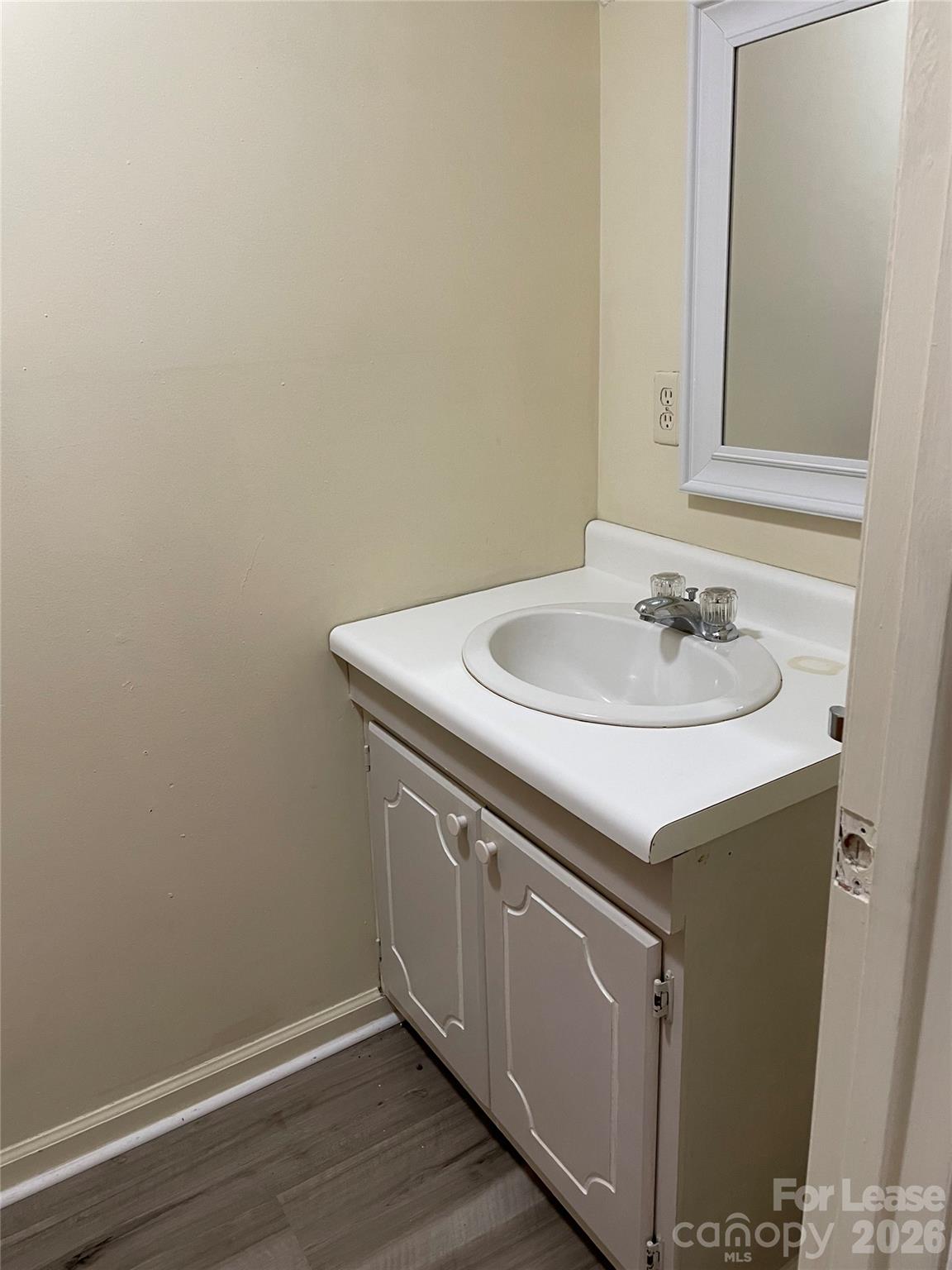 118 Ross Street A4 Property Photo 9